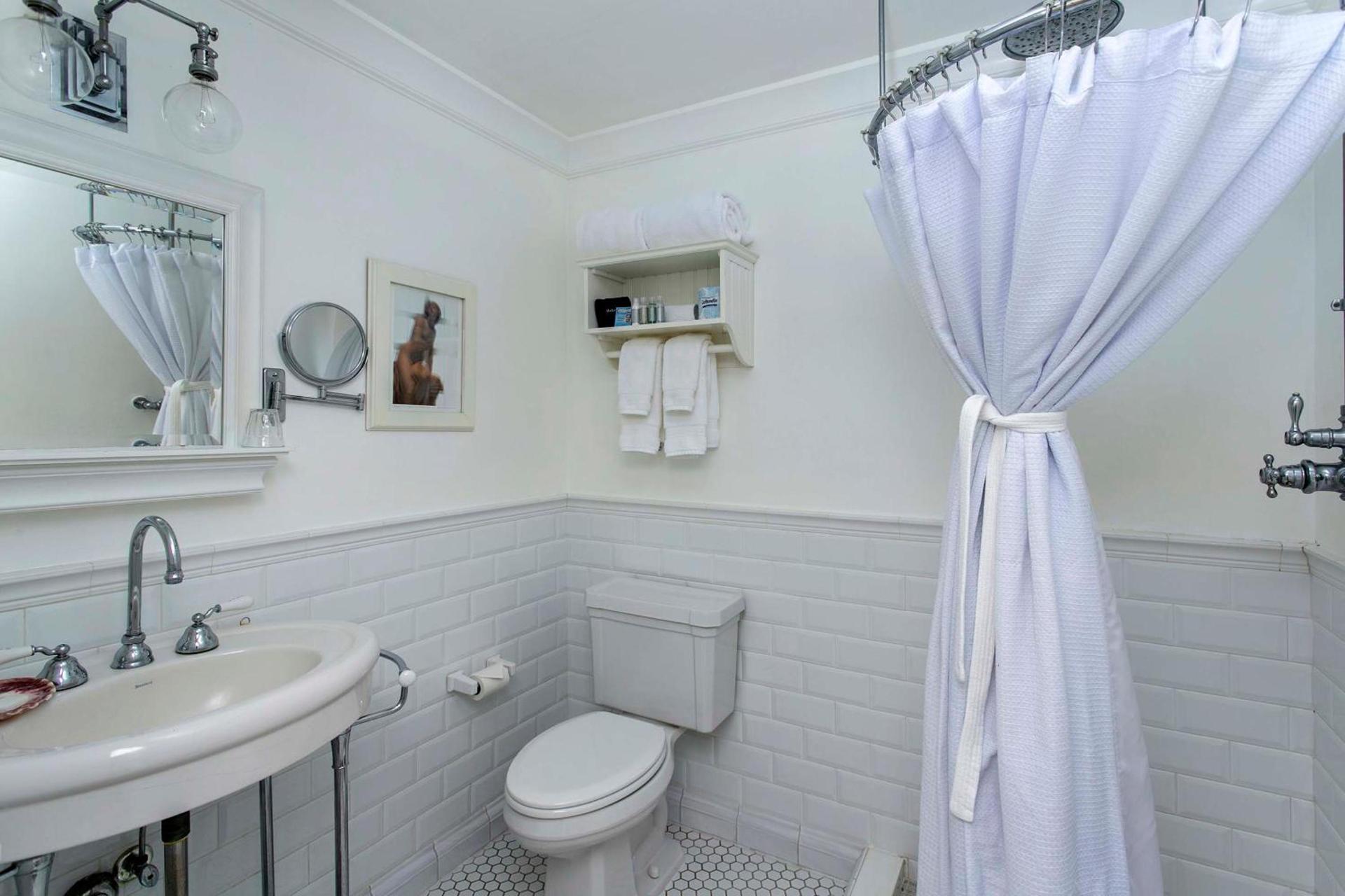 Cannon Beach Hotel Collection photo 60