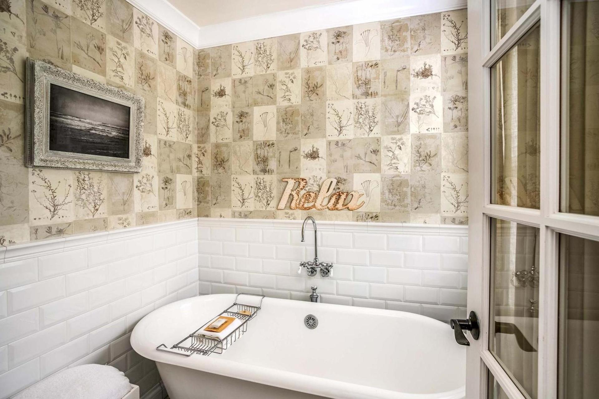 Cannon Beach Hotel Collection photo 59