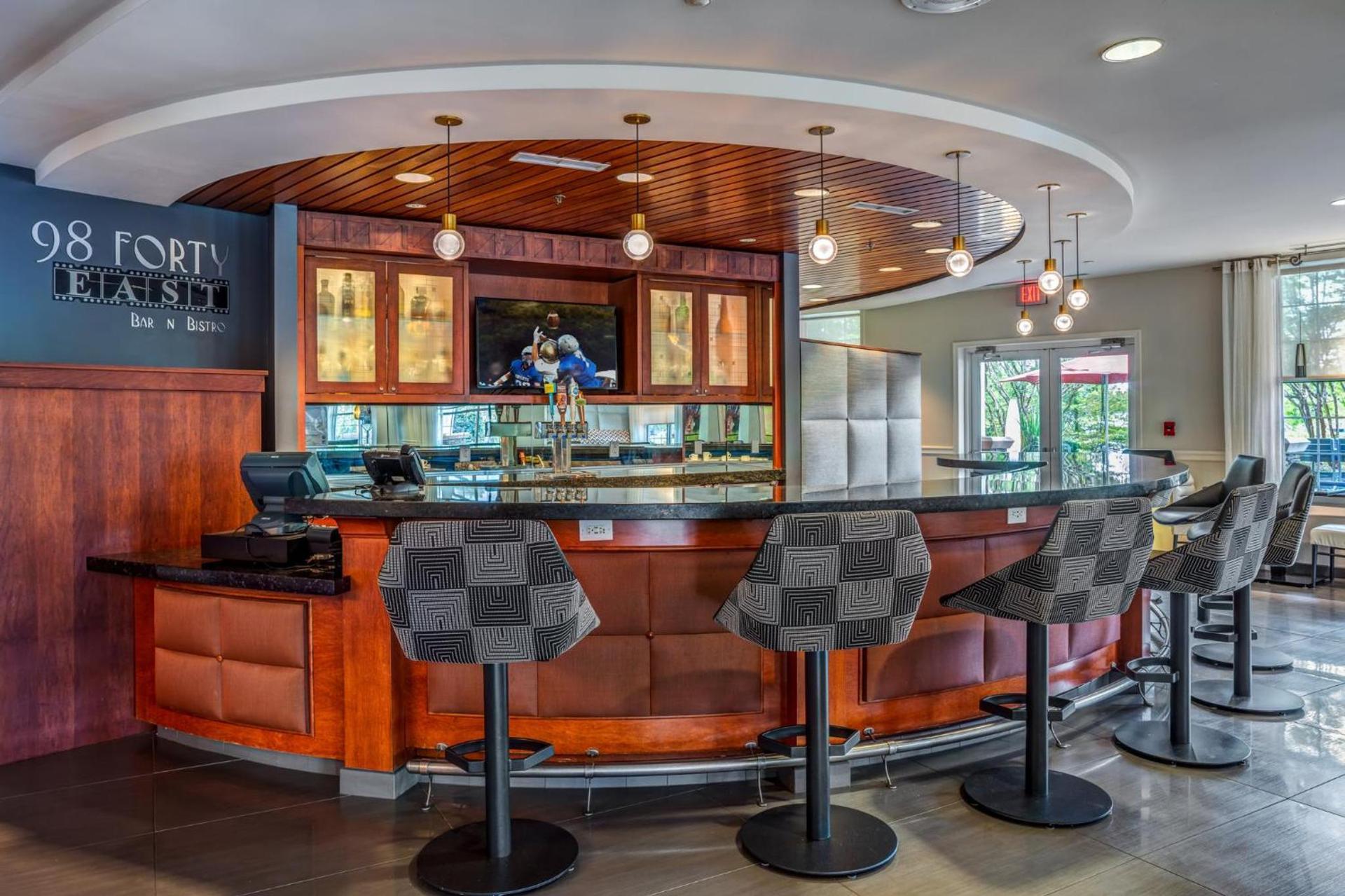 Hotel Indigo Jacksonville-Deerwood Park by IHG photo 54