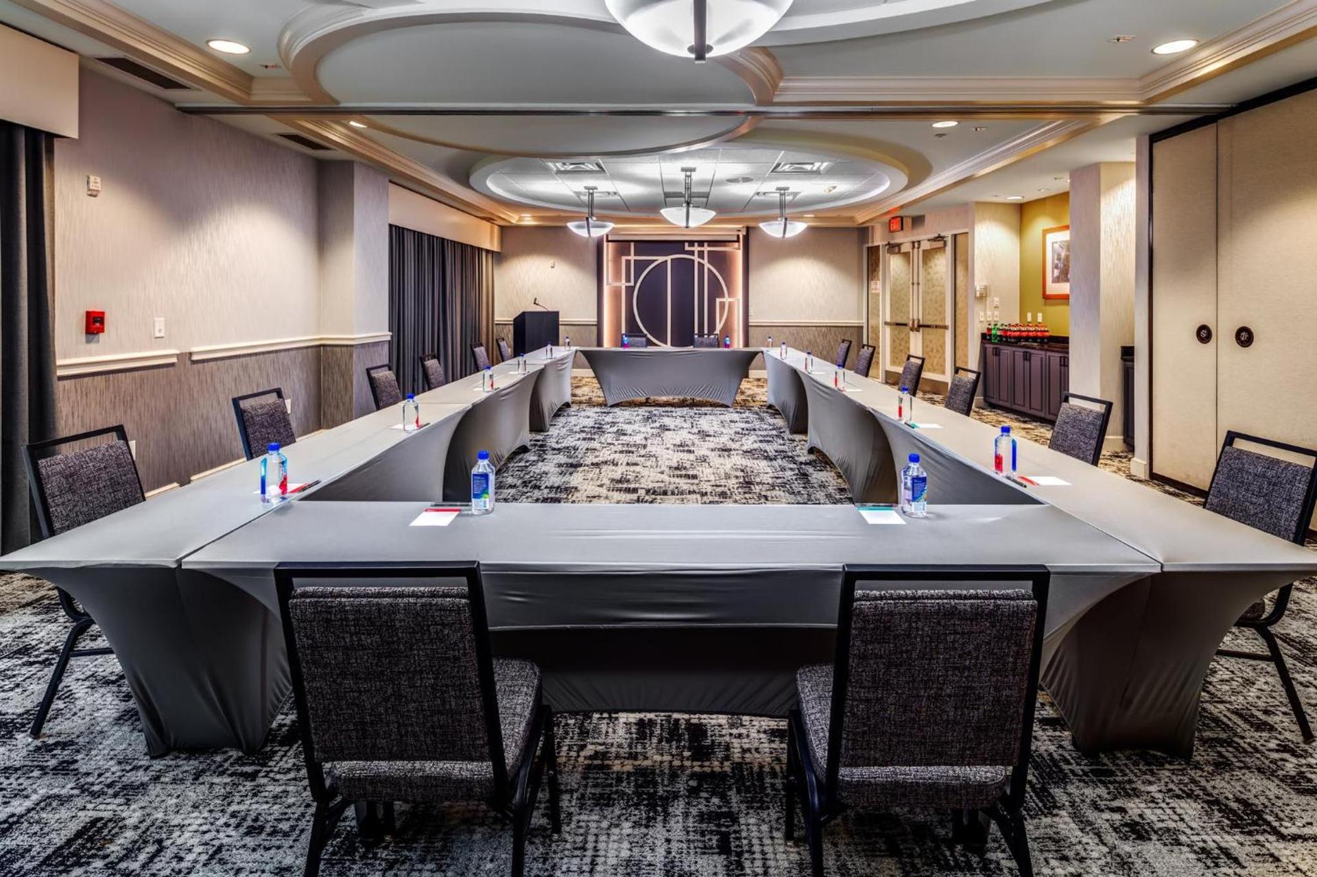 Hotel Indigo Jacksonville-Deerwood Park by IHG photo 28