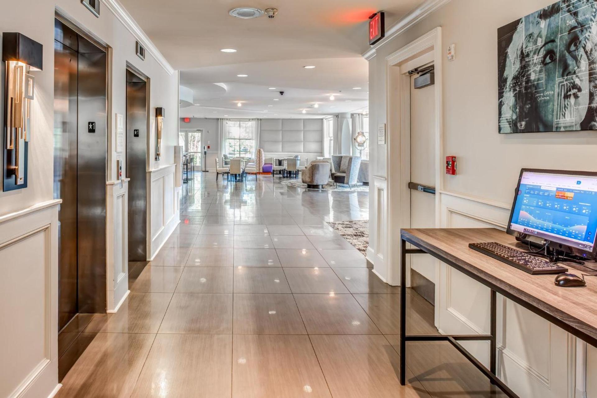 Hotel Indigo Jacksonville-Deerwood Park by IHG photo 30