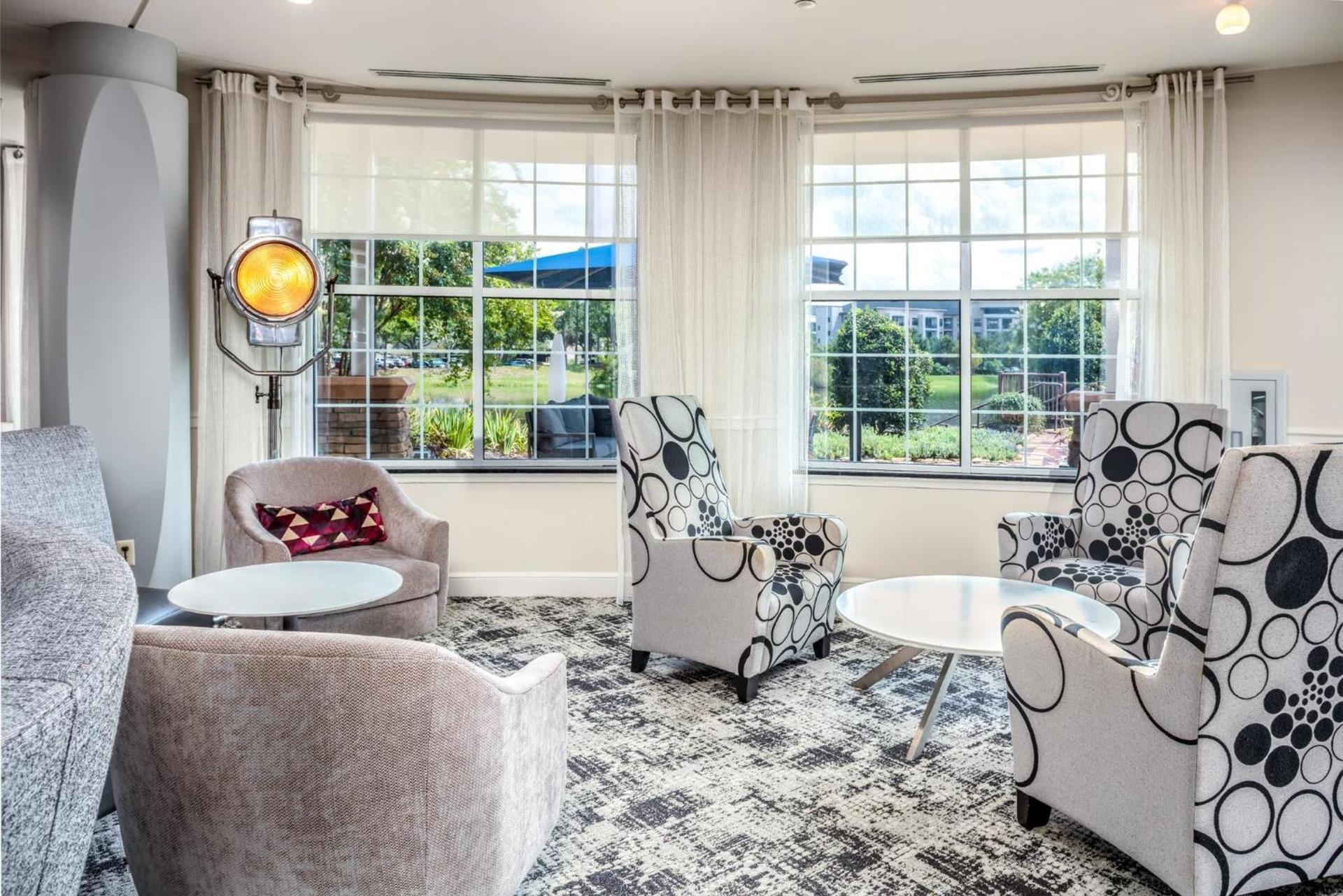 Hotel Indigo Jacksonville-Deerwood Park by IHG photo 33