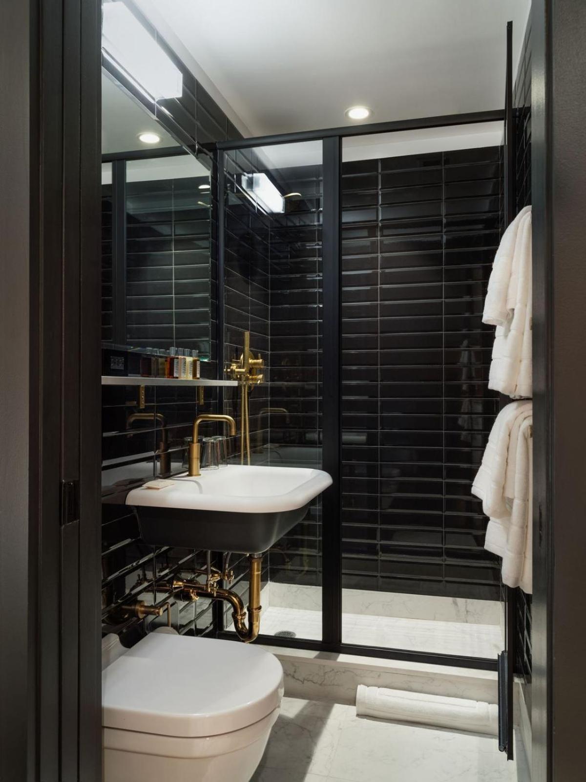 The Moore, New York City, a Member of Design Hotels photo 13