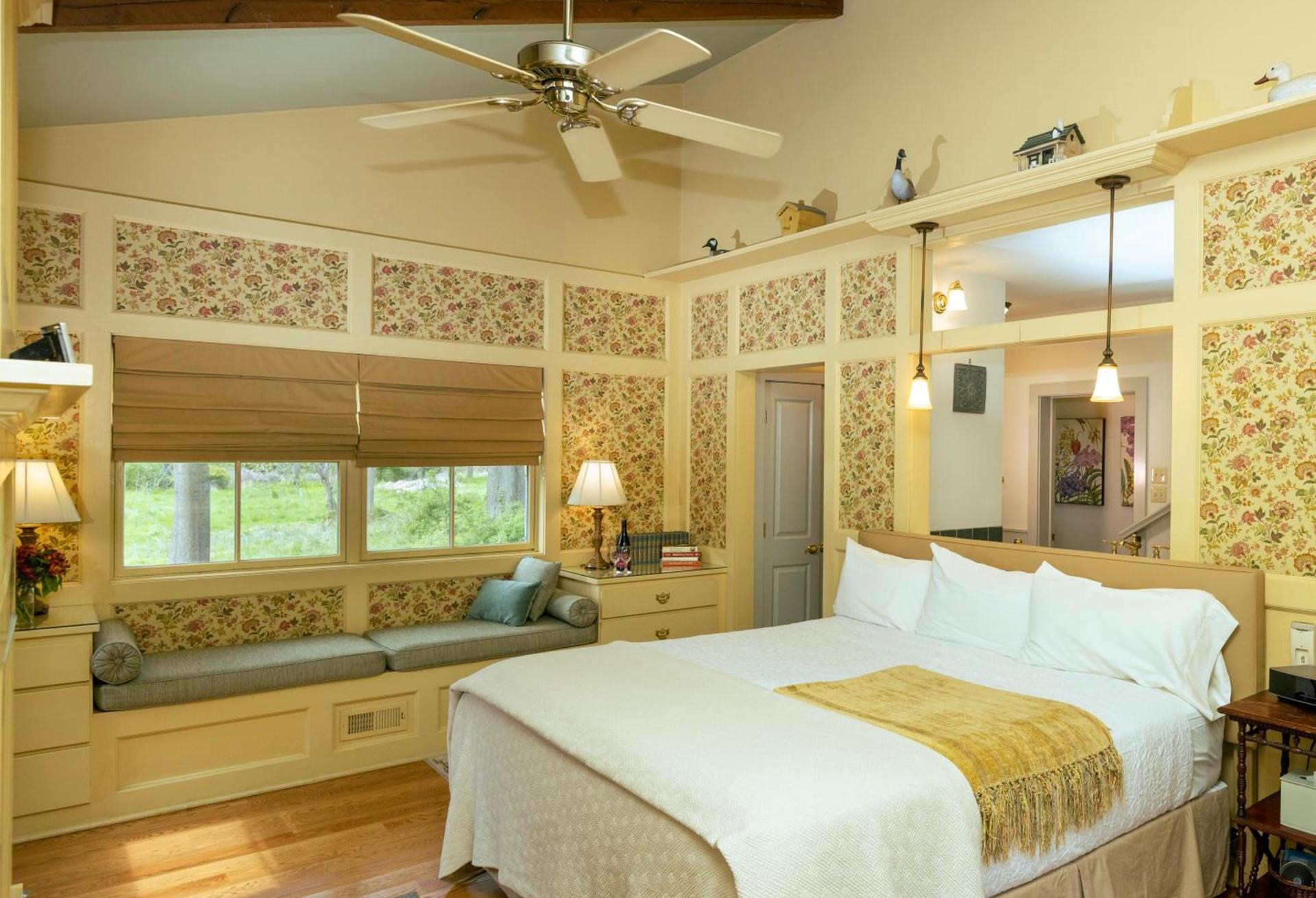 Woolverton Inn photo 34