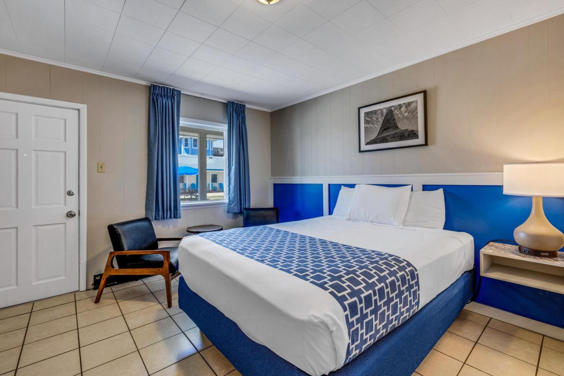 Dolphin Oceanfront Motel - Nags Head photo 24