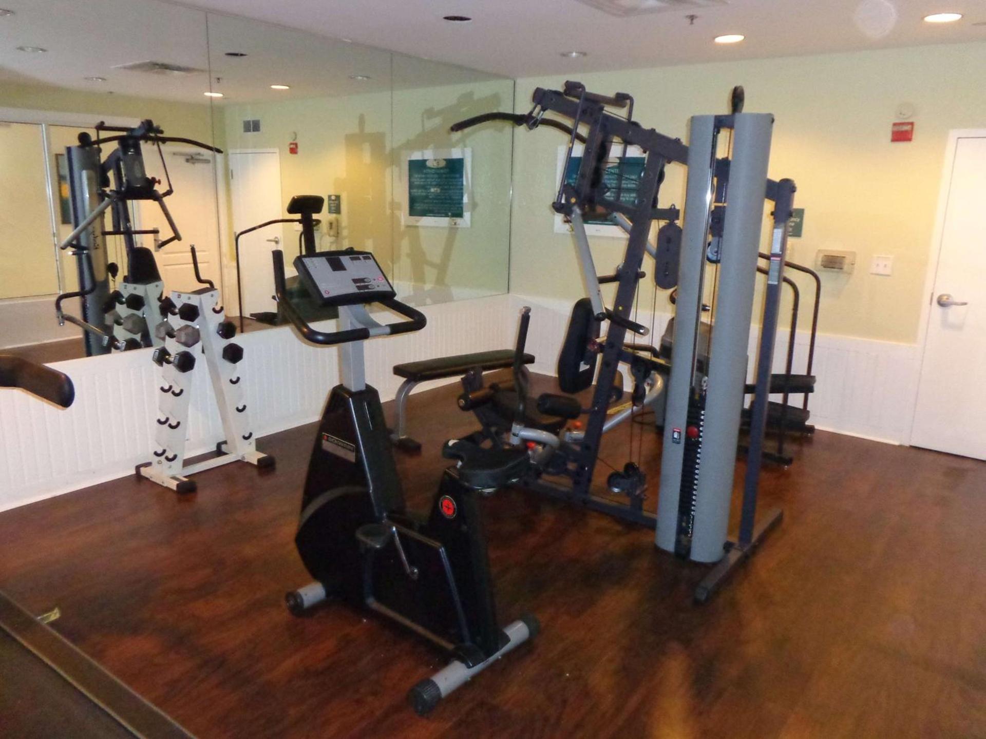 SureStay Plus by Best Western Orlando Lake Buena Vista photo 5