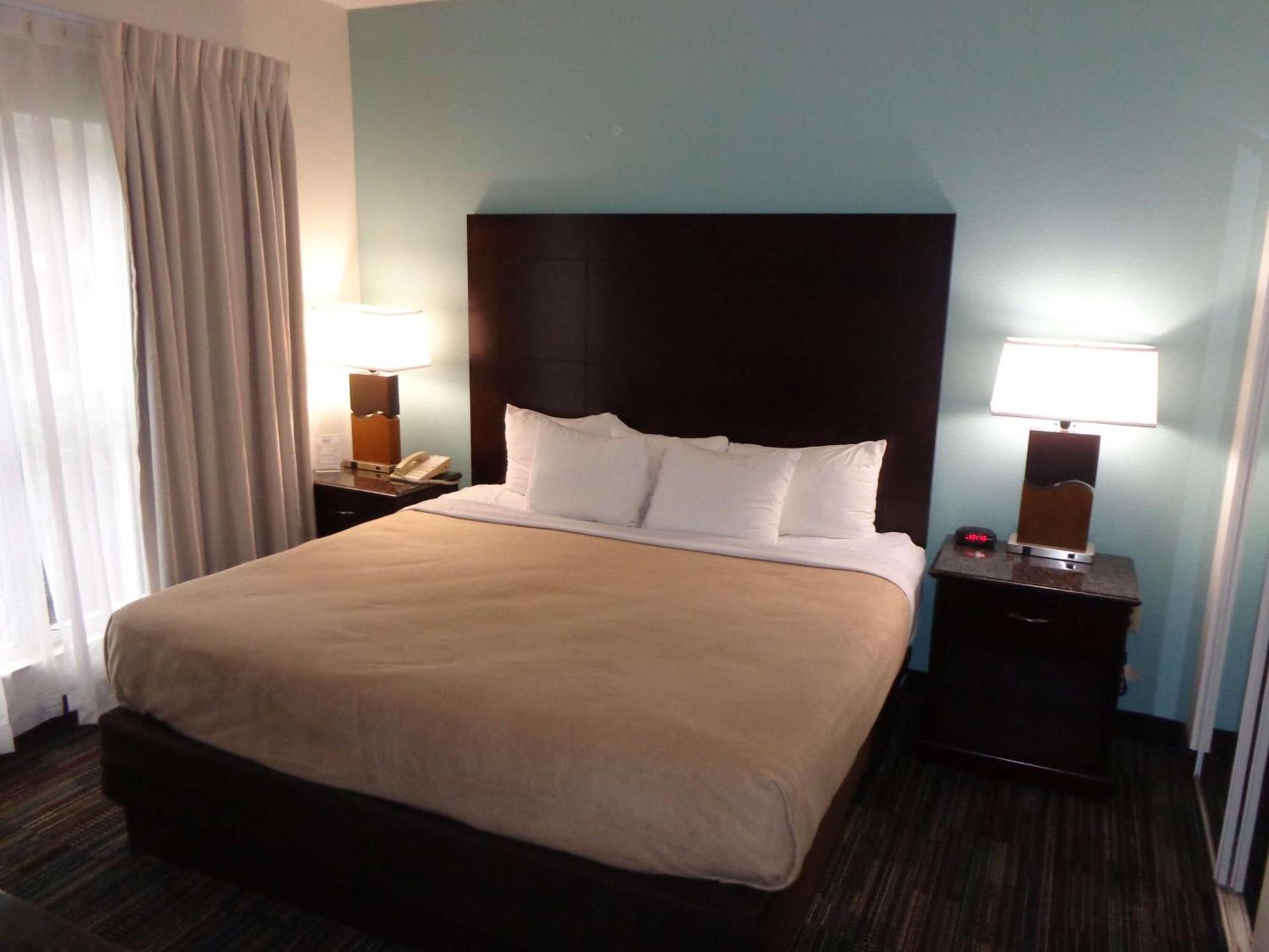 SureStay Plus by Best Western Orlando Lake Buena Vista photo 3