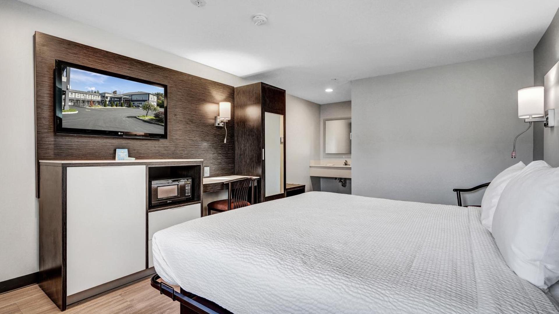 Days Inn & Suites by Wyndham Niagara Falls/Buffalo photo 45