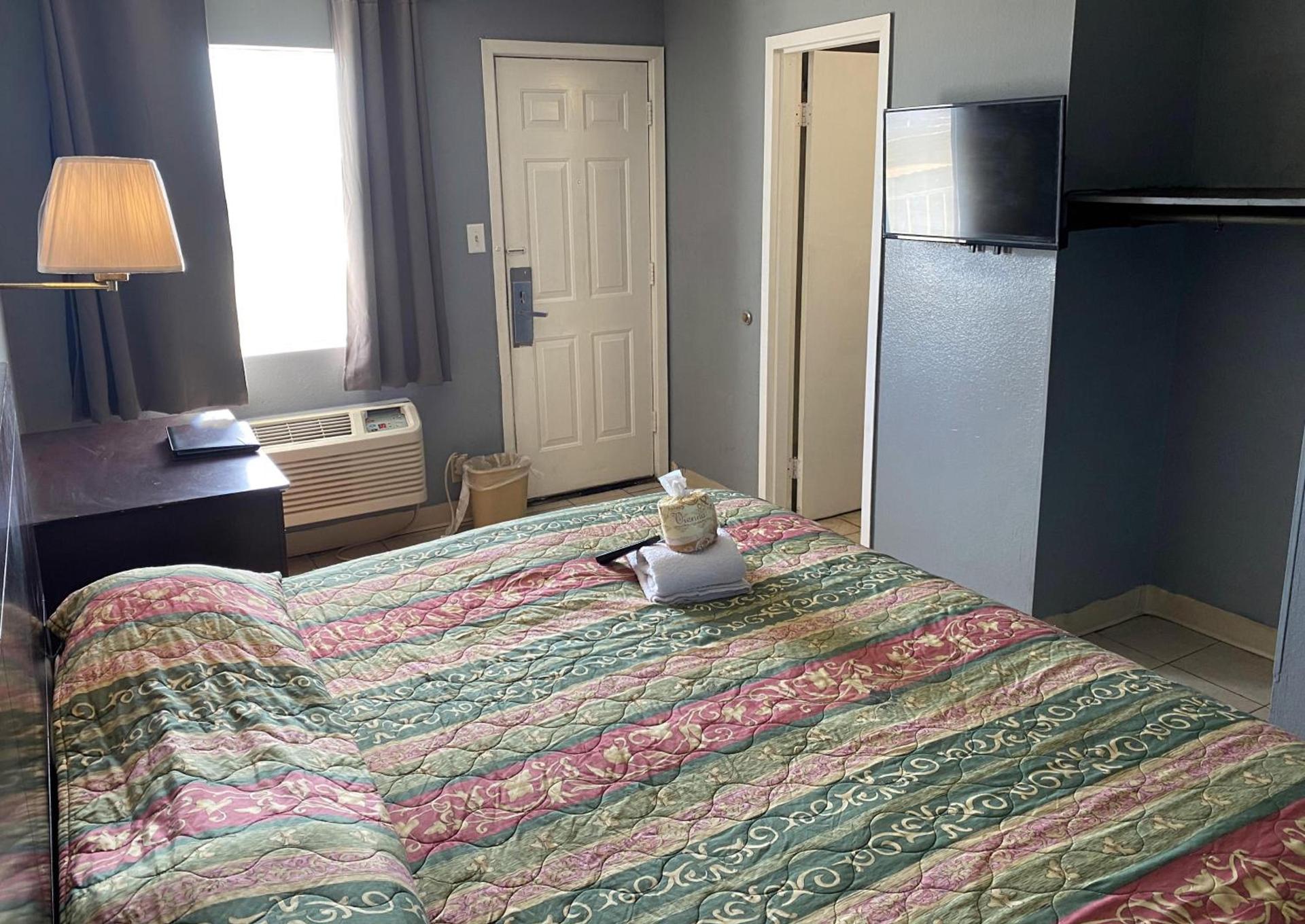 Travel Inn San Antonio photo 4