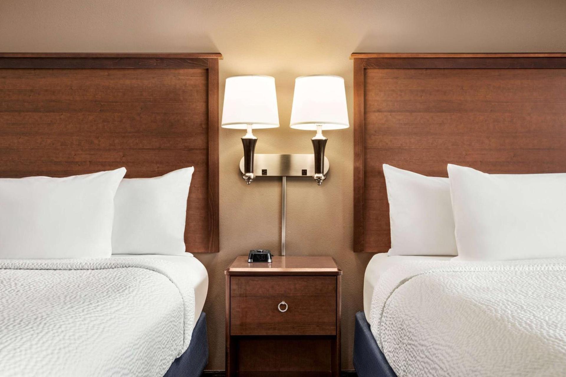 AmericInn by Wyndham Baudette photo 16