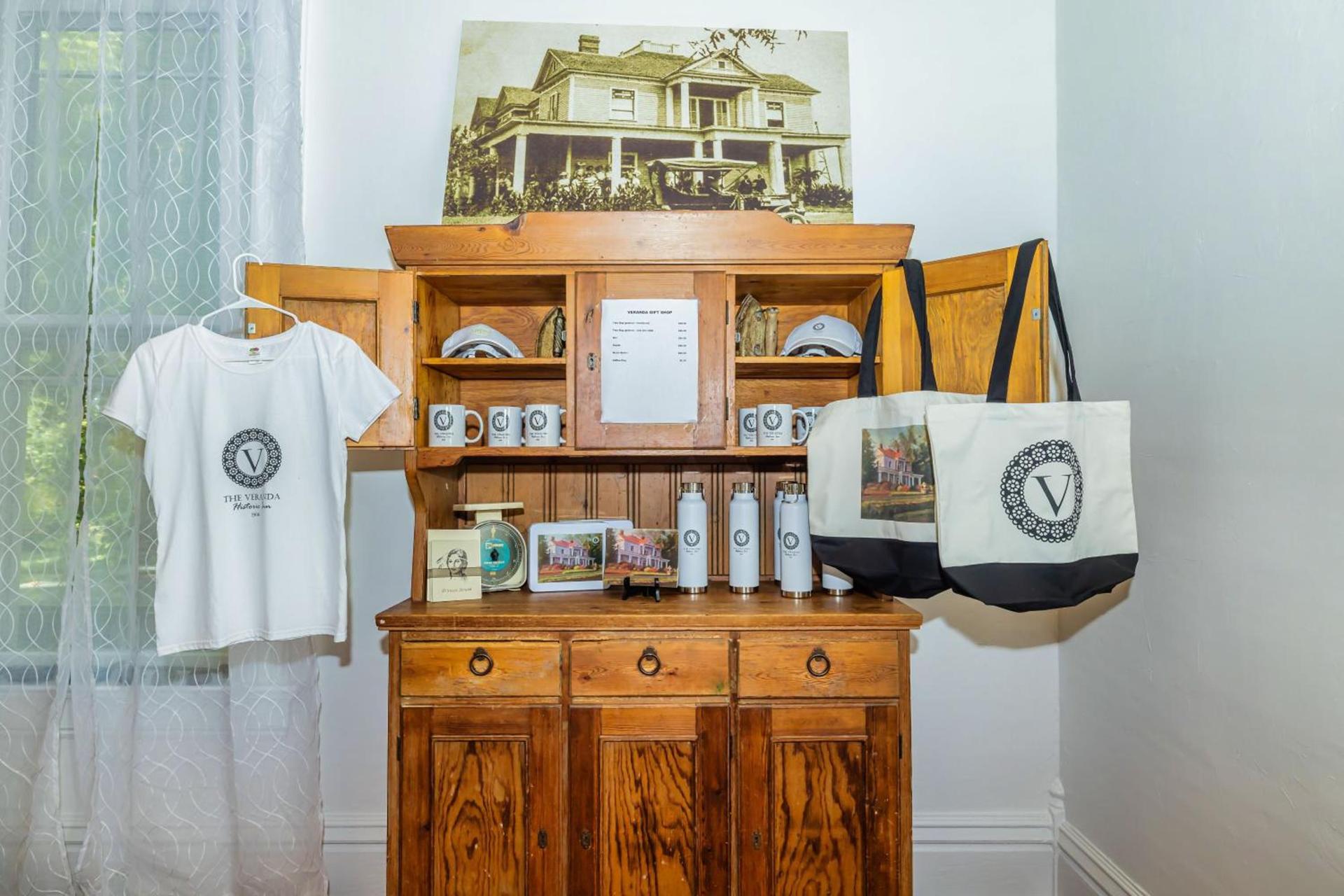 Veranda Historic Inn photo 32