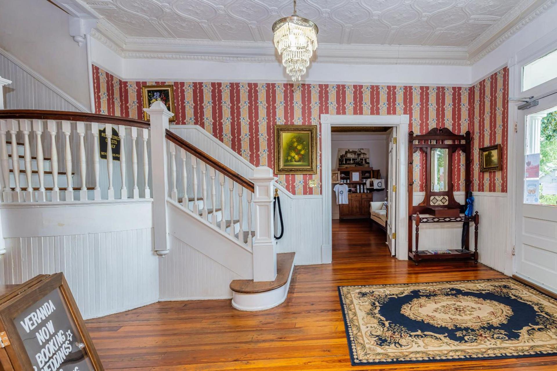 Veranda Historic Inn photo 39