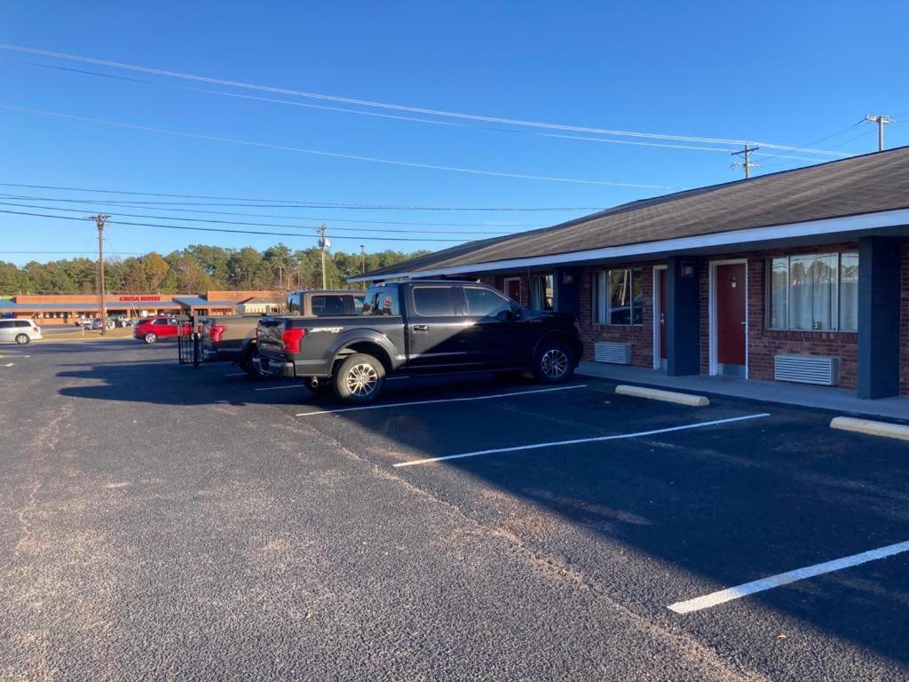 FAIRFIELD MOTEL OF WINNSBORO photo 10