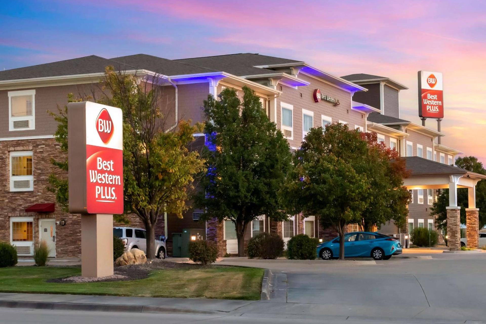 Best Western Plus Butterfield Inn — hotel in Hays