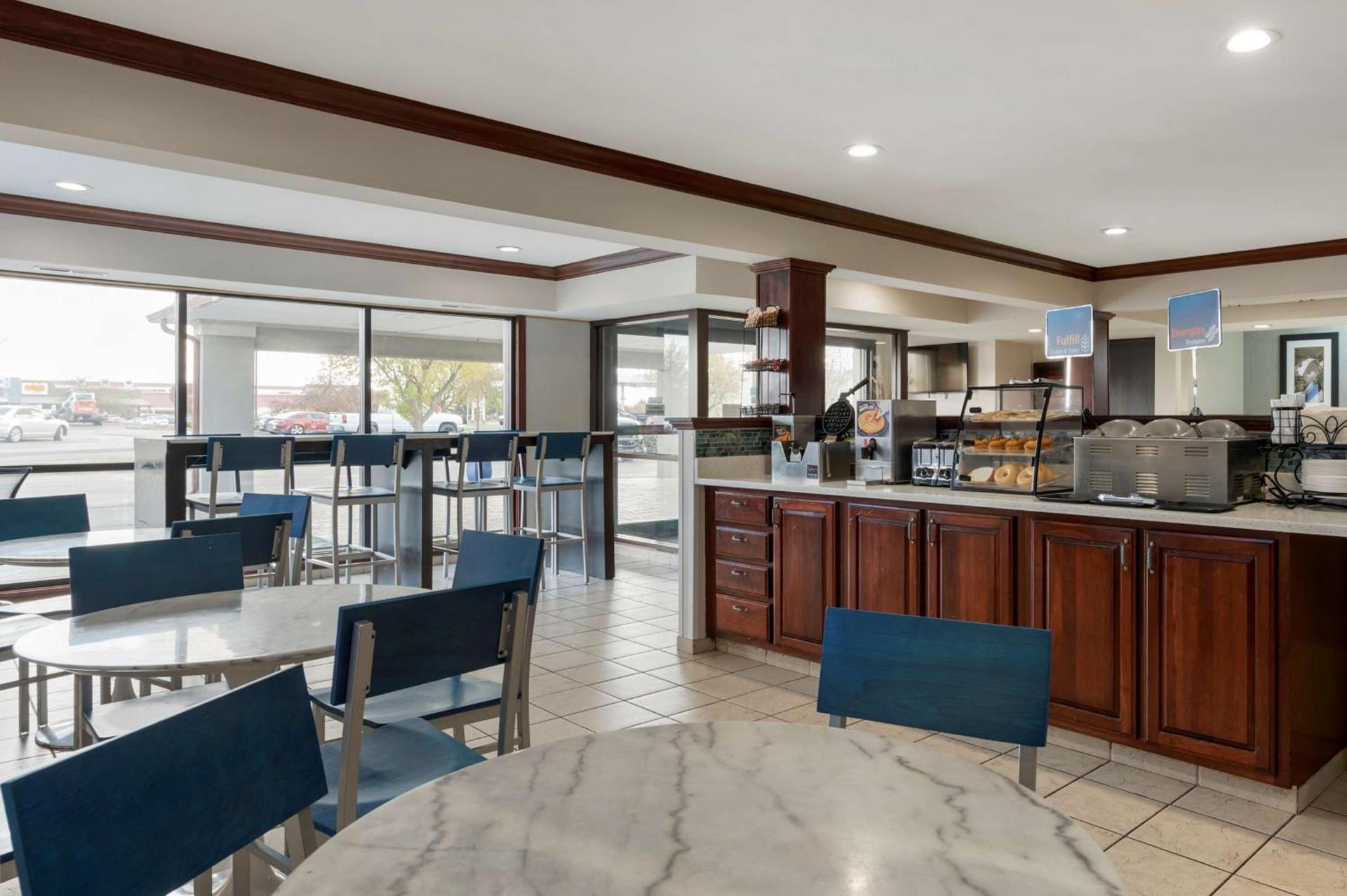 Best Western Edinburgh/Columbus photo 4