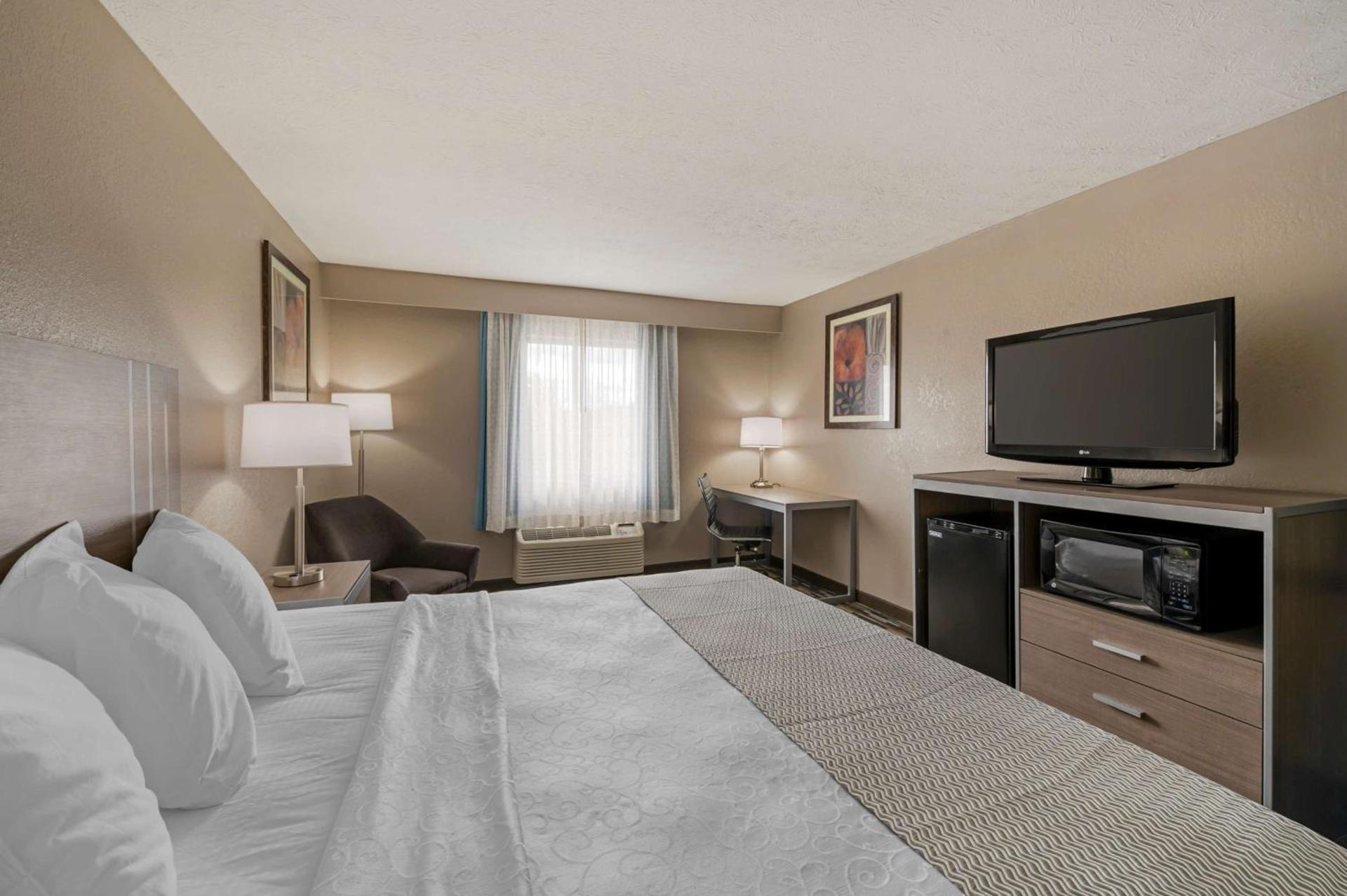Best Western Edinburgh/Columbus photo 11