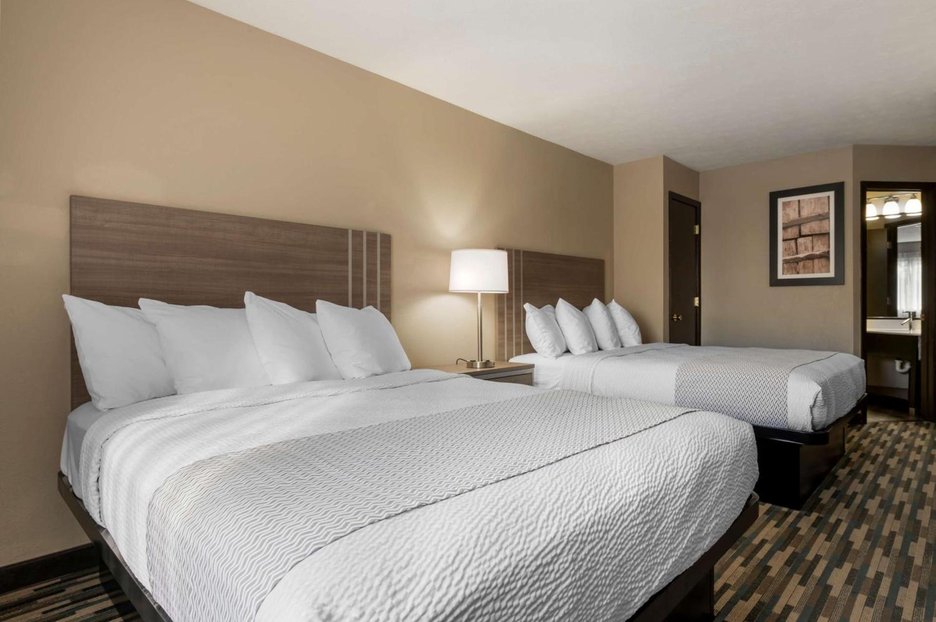 Best Western Edinburgh/Columbus photo 12