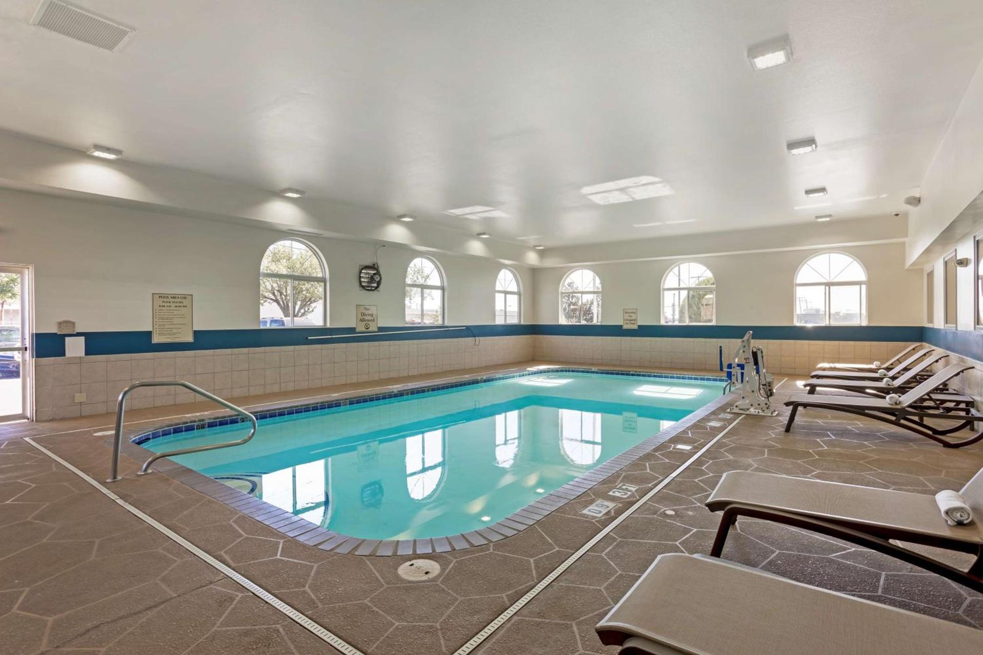 Best Western Plus Searcy Inn photo 2