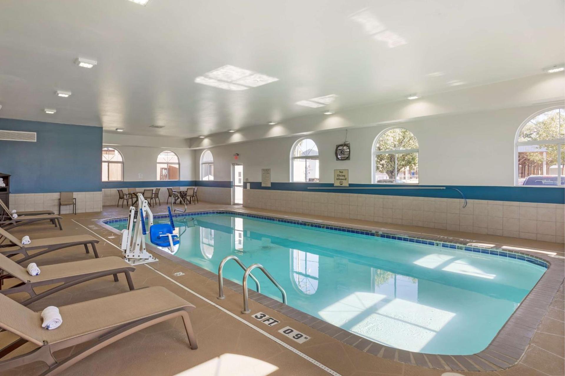 Best Western Plus Searcy Inn photo 32