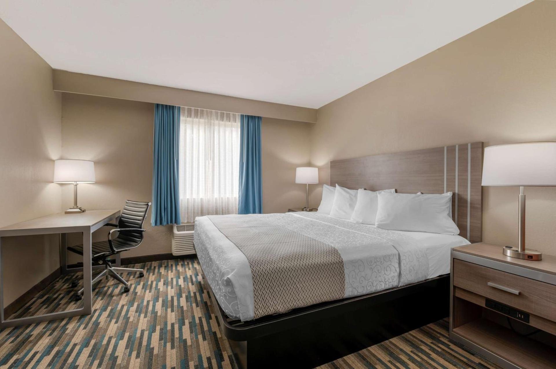 Best Western Edinburgh/Columbus photo 9