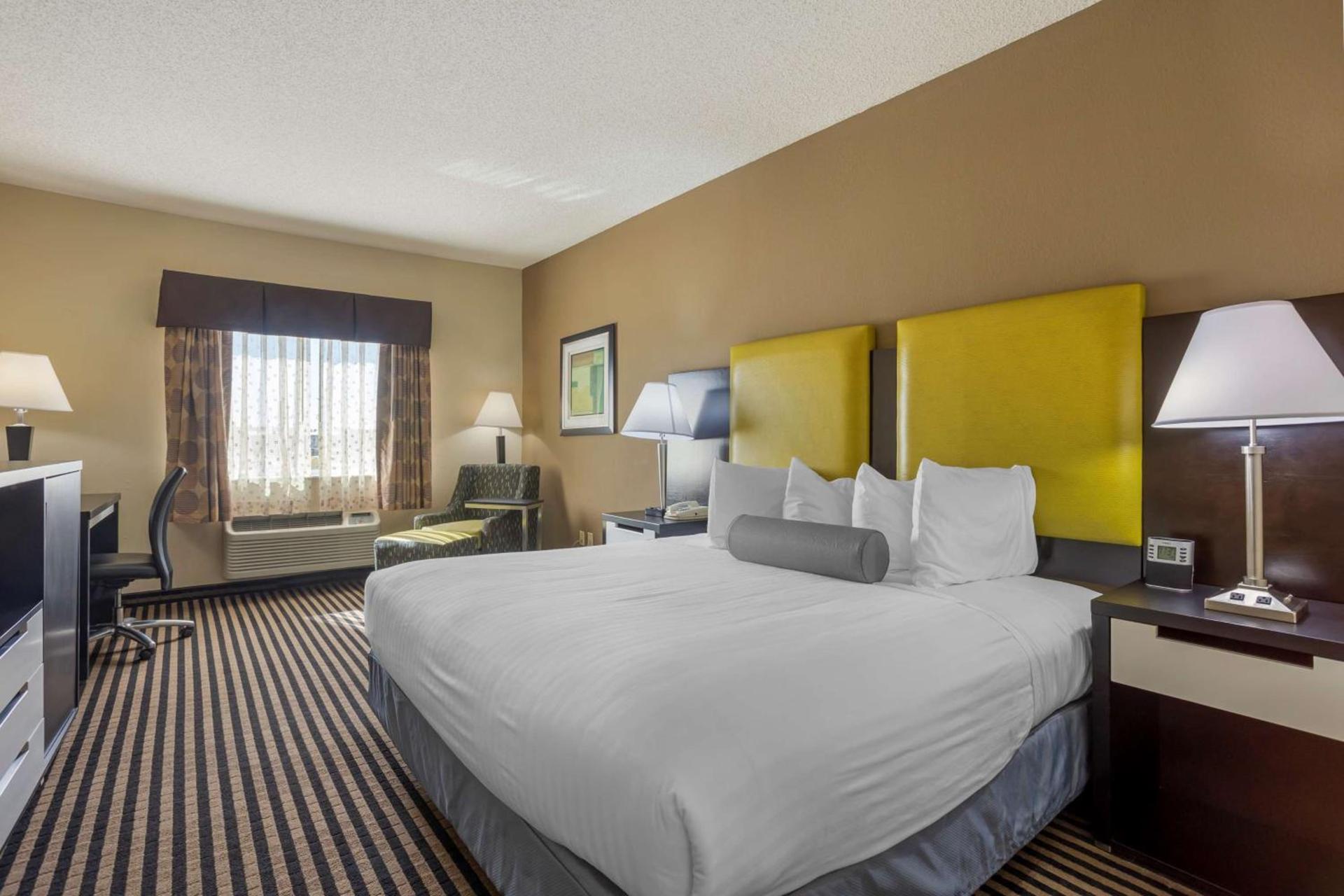 Best Western Plus Searcy Inn photo 7