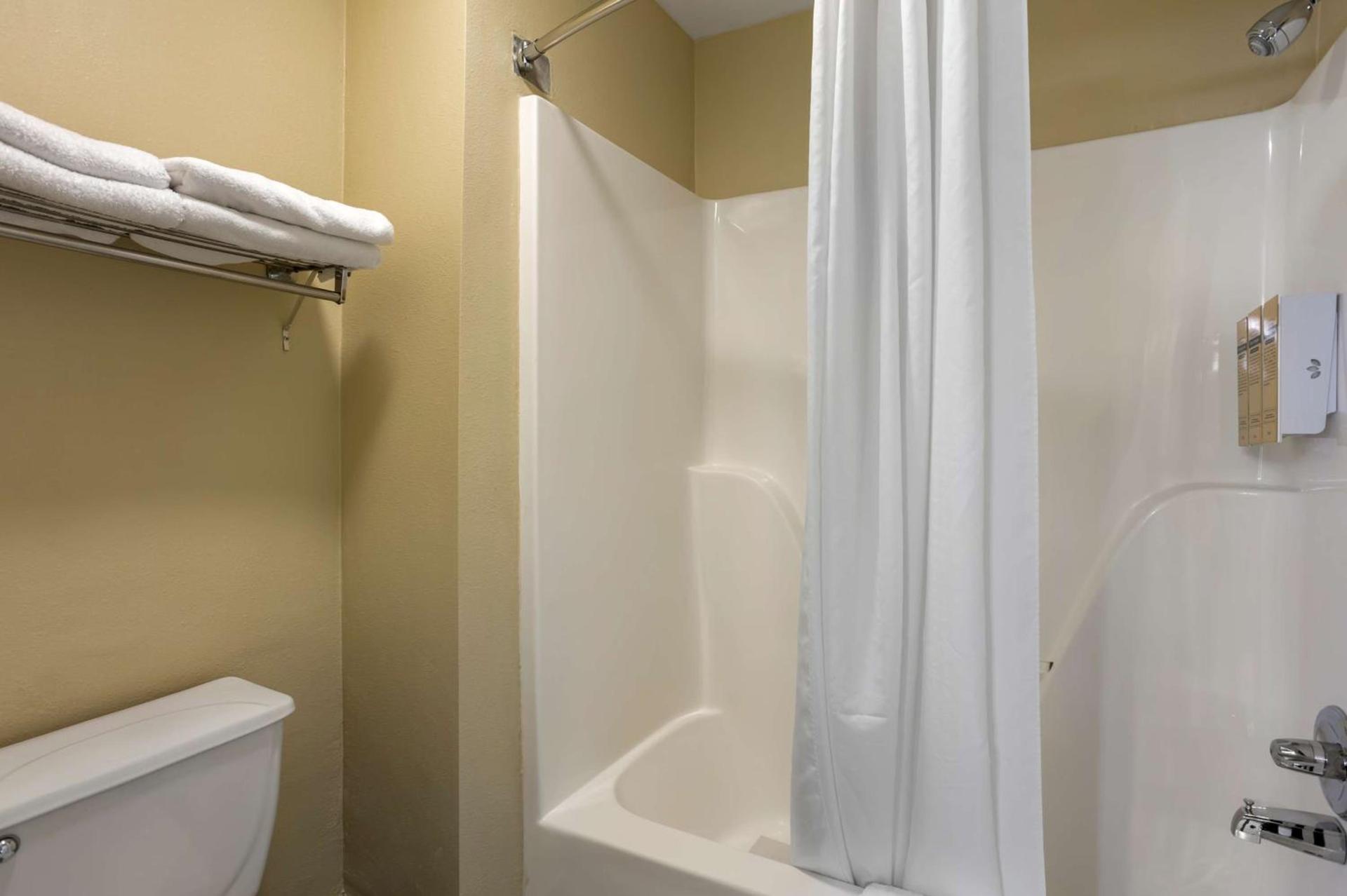 Best Western Plus Searcy Inn photo 21