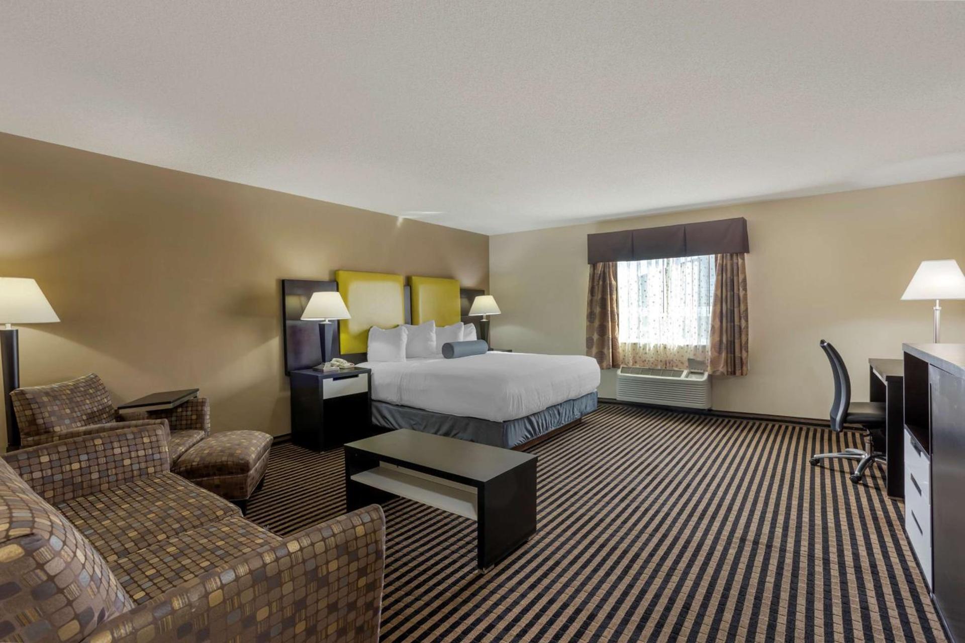 Best Western Plus Searcy Inn photo 15