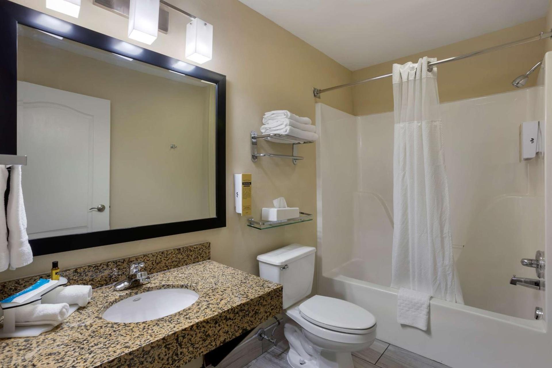 Best Western Plus Searcy Inn photo 22