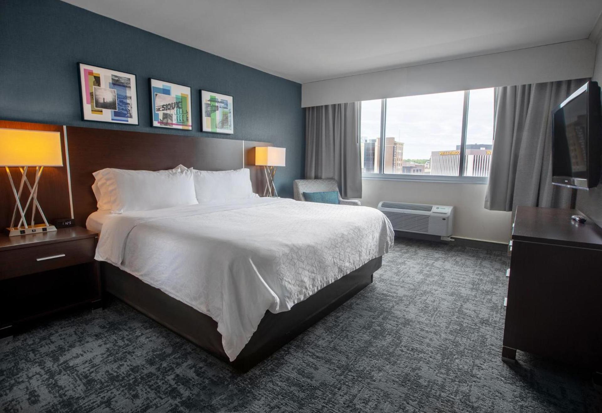 Holiday Inn Sioux Falls-City Center by IHG photo 62