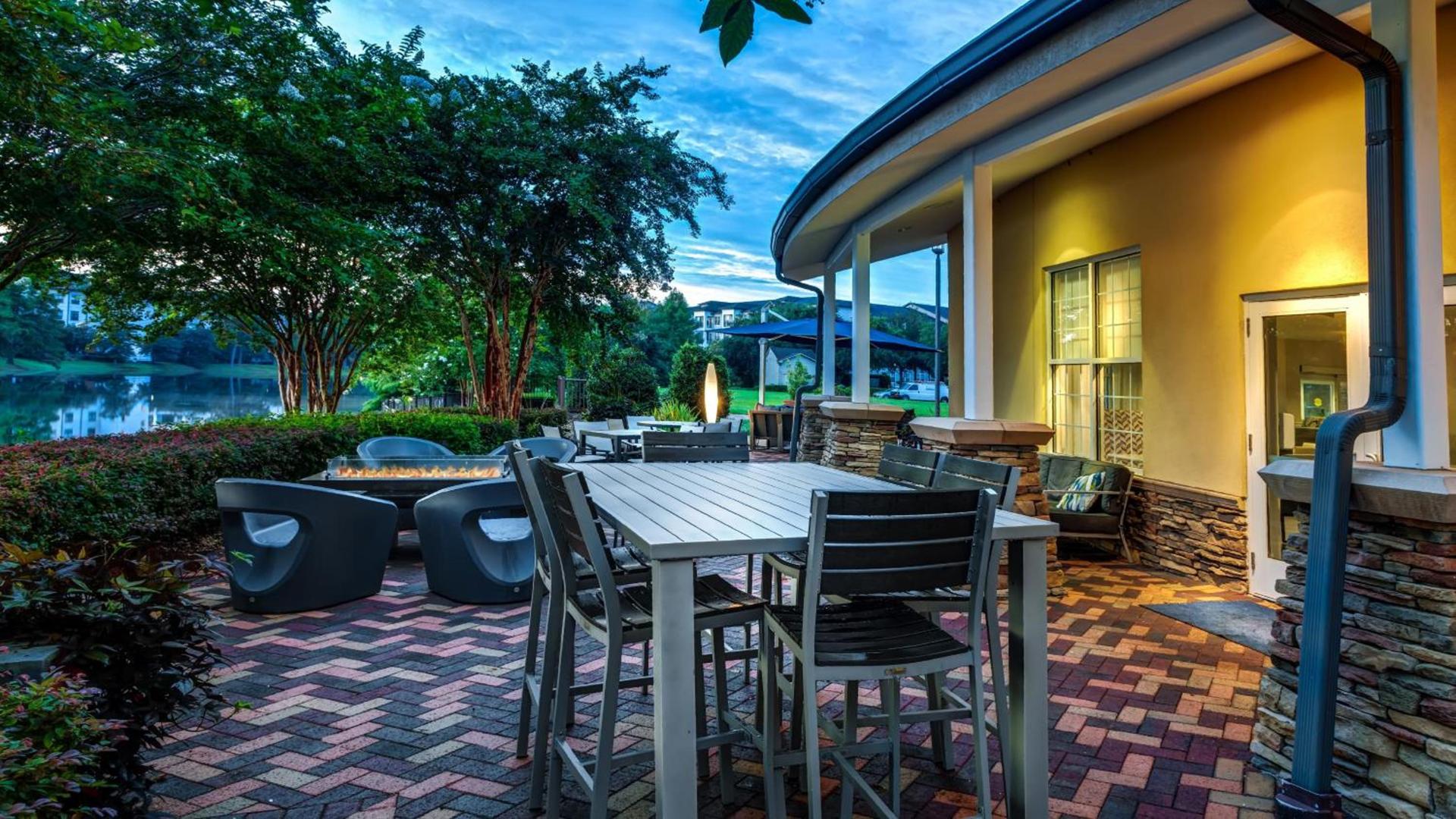 Hotel Indigo Jacksonville-Deerwood Park by IHG photo 35