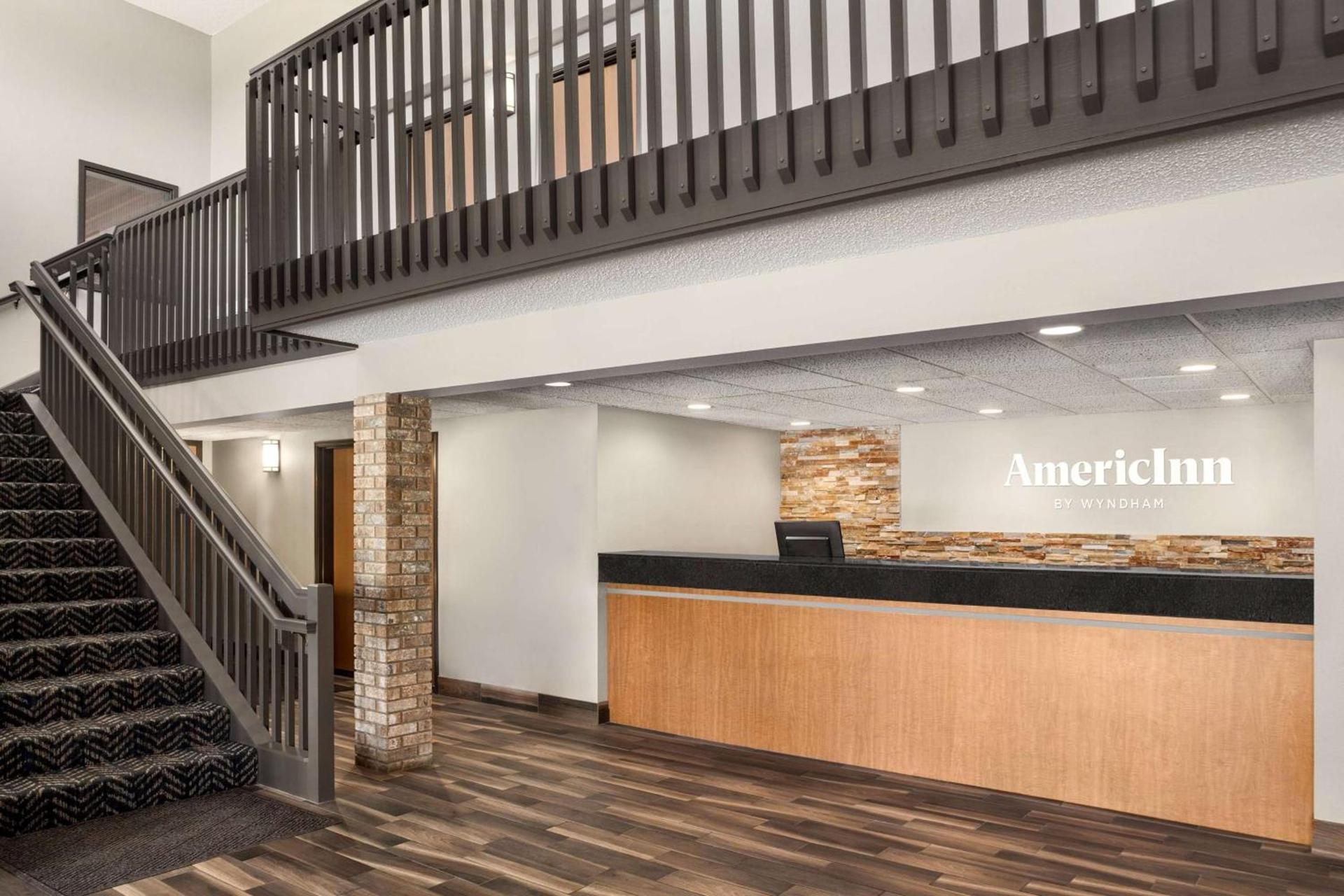 AmericInn by Wyndham Sauk Centre photo 5