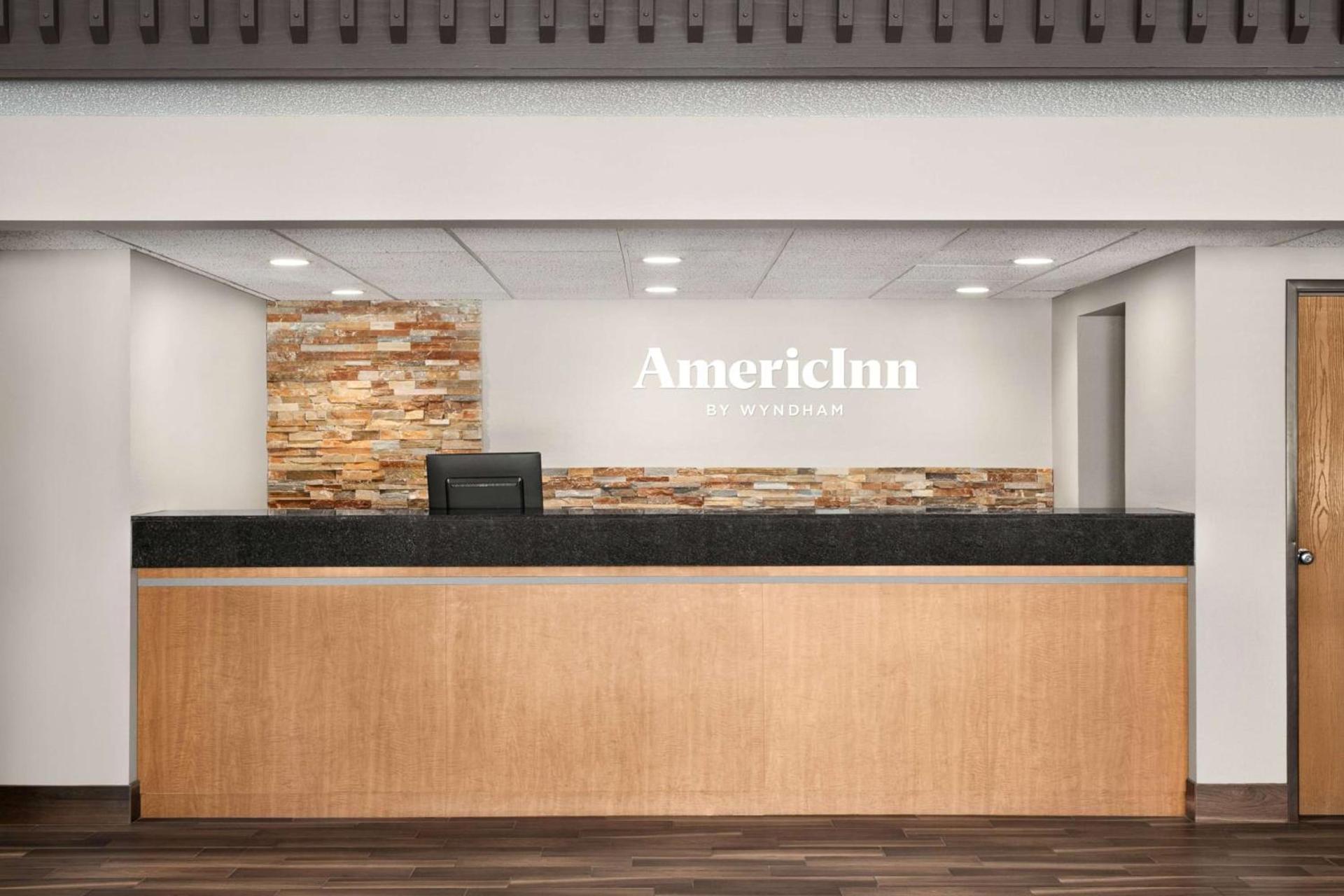 AmericInn by Wyndham Sauk Centre photo 6