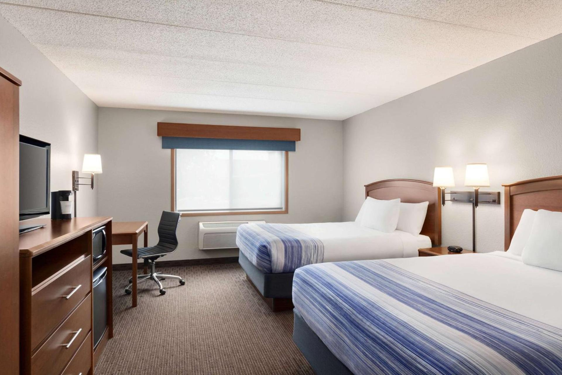 AmericInn by Wyndham Sauk Centre photo 20