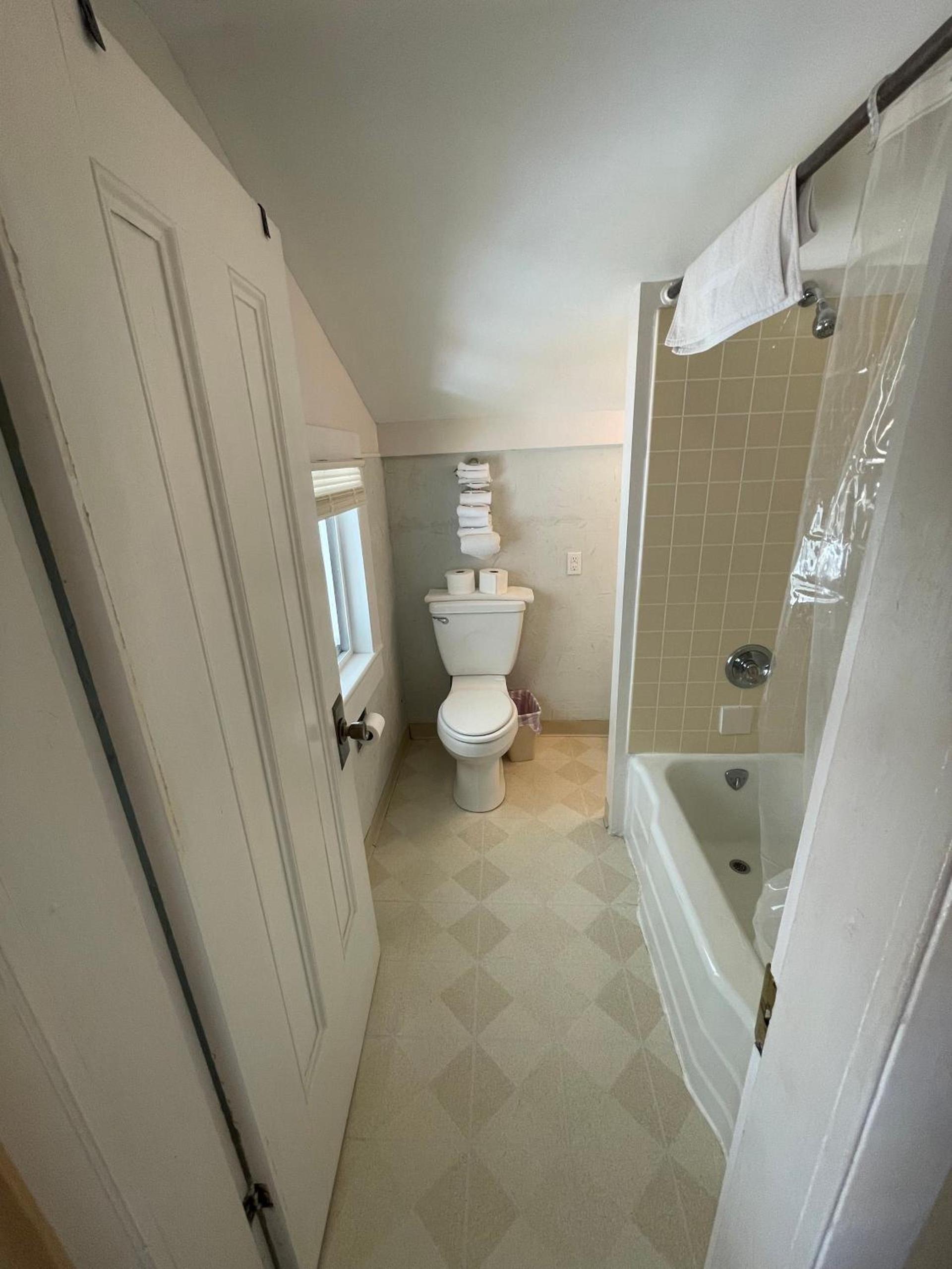 The Colonial Inn & Creamery photo 18