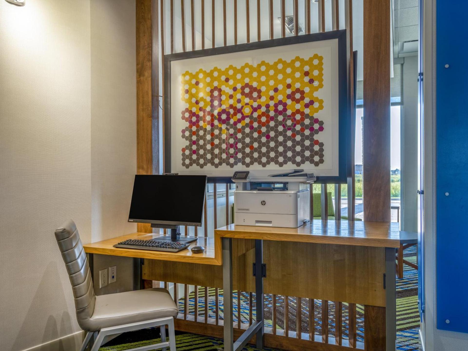 Holiday Inn Express & Suites - Watertown by IHG photo 17