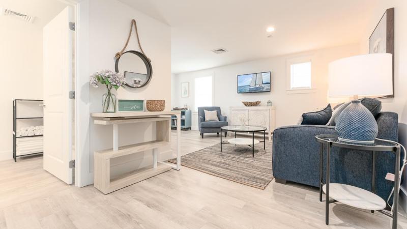 Harbourtown Suites on Plymouth Harbor photo 65