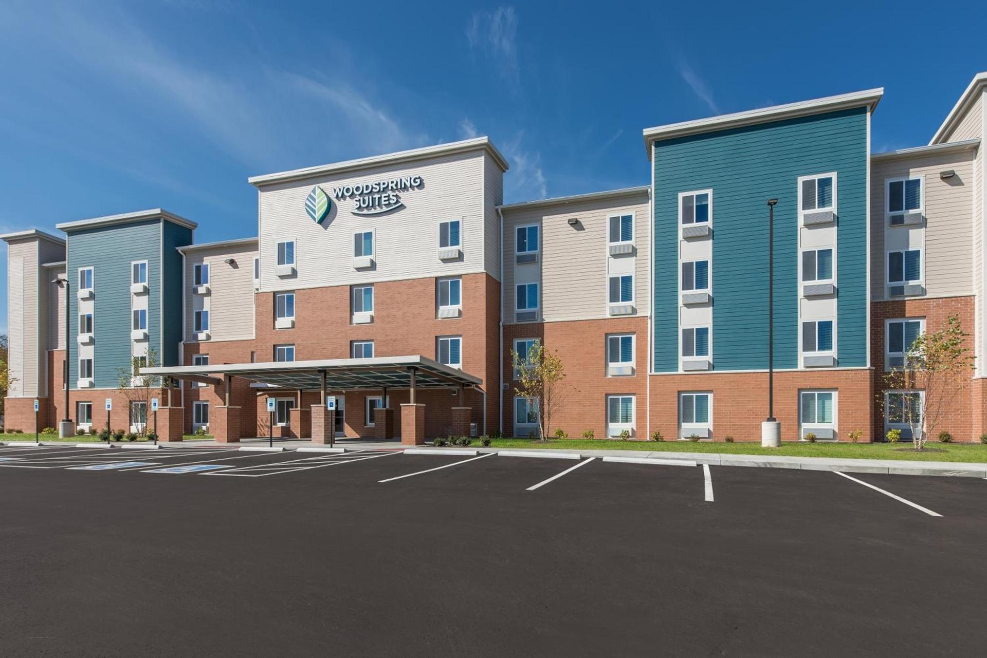 WoodSpring Suites Dayton North photo 35