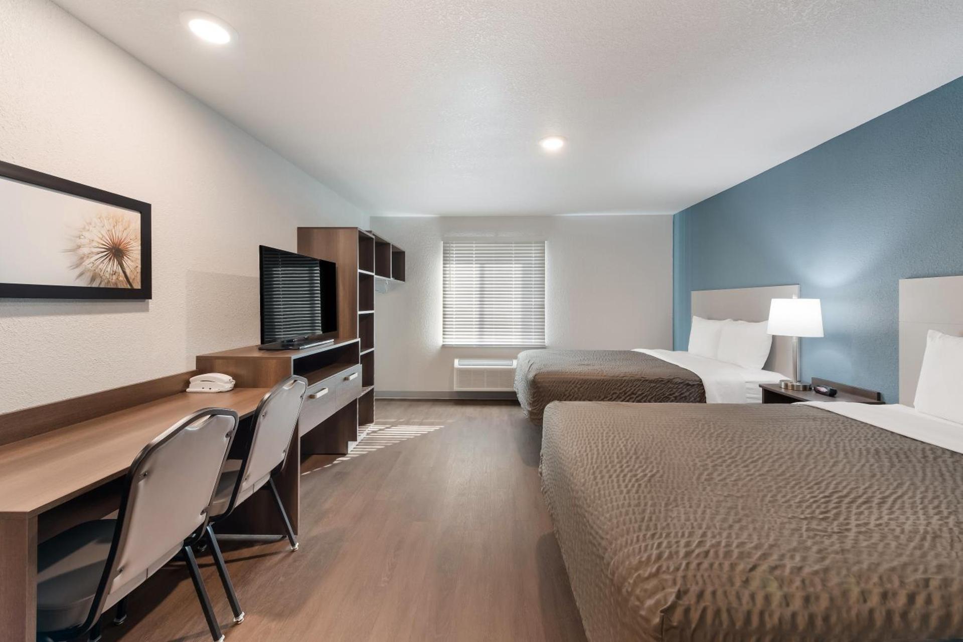 WoodSpring Suites Dayton North photo 38