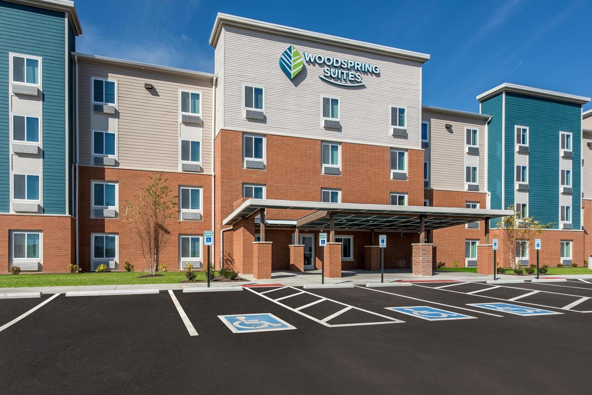 WoodSpring Suites Dayton North photo 40