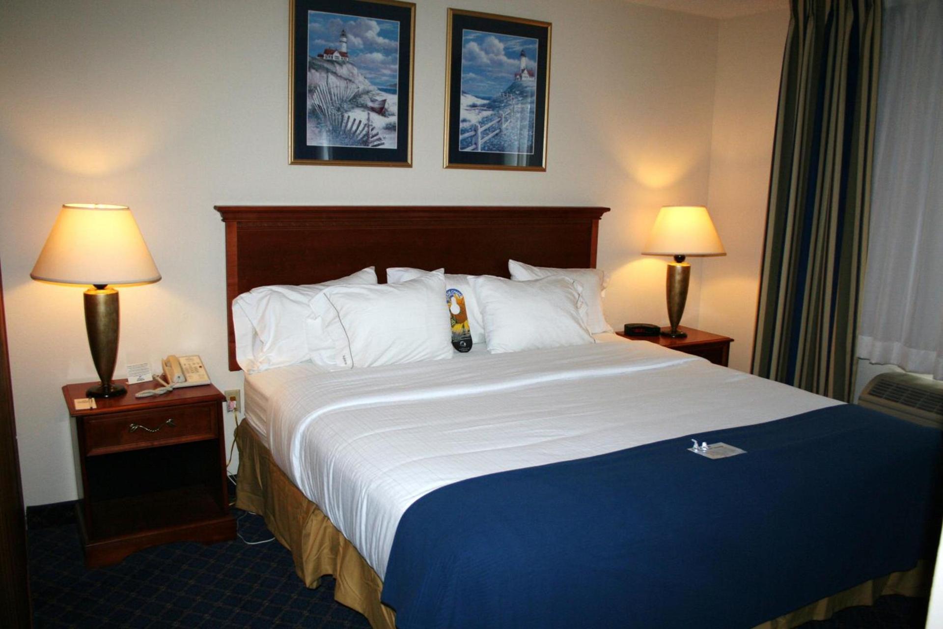Baymont by Wyndham Portage photo 37