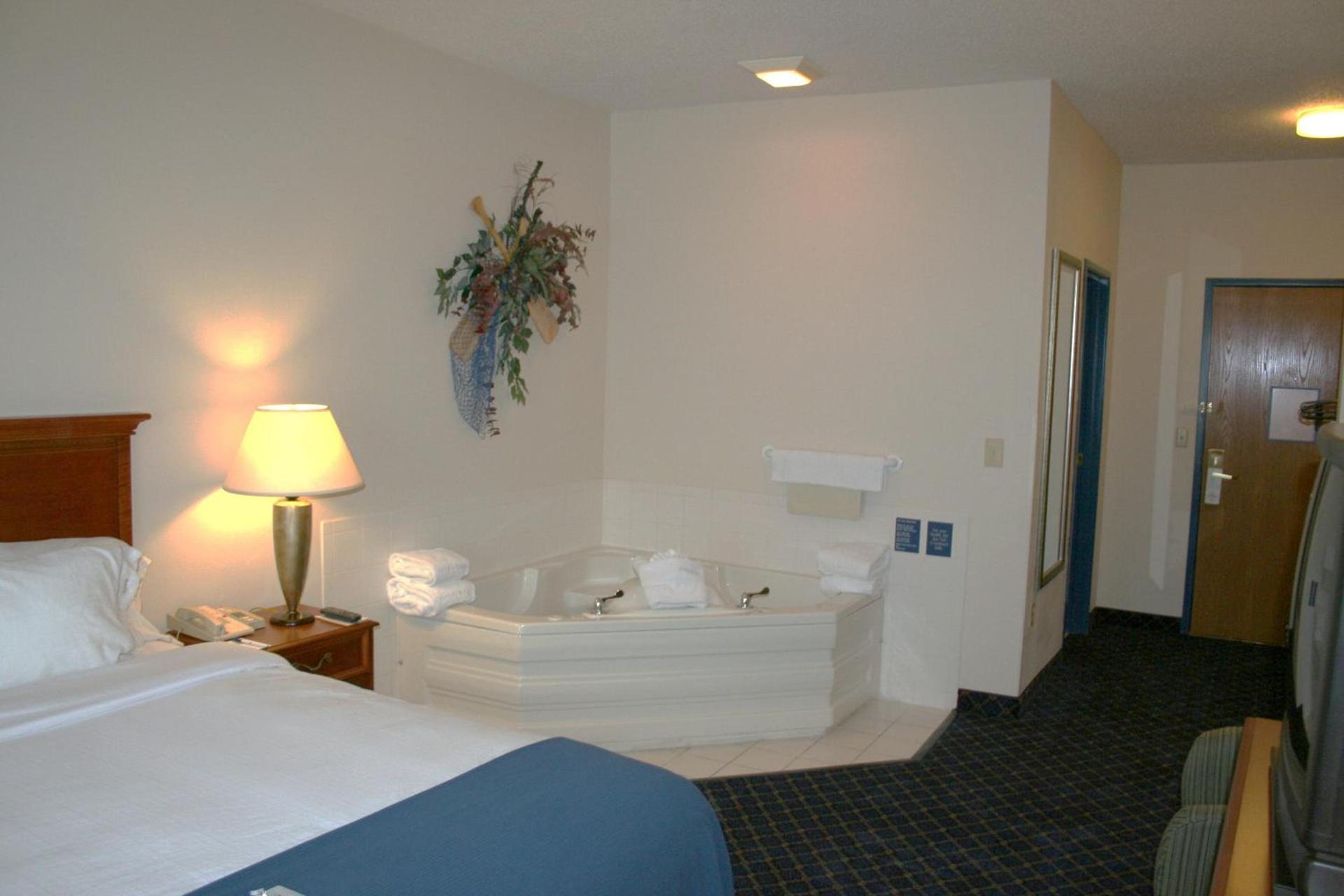 Baymont by Wyndham Portage photo 42