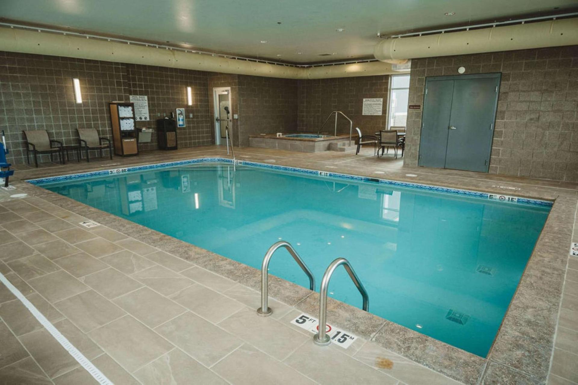 Best Western Plus Lakeview Hotel photo 16