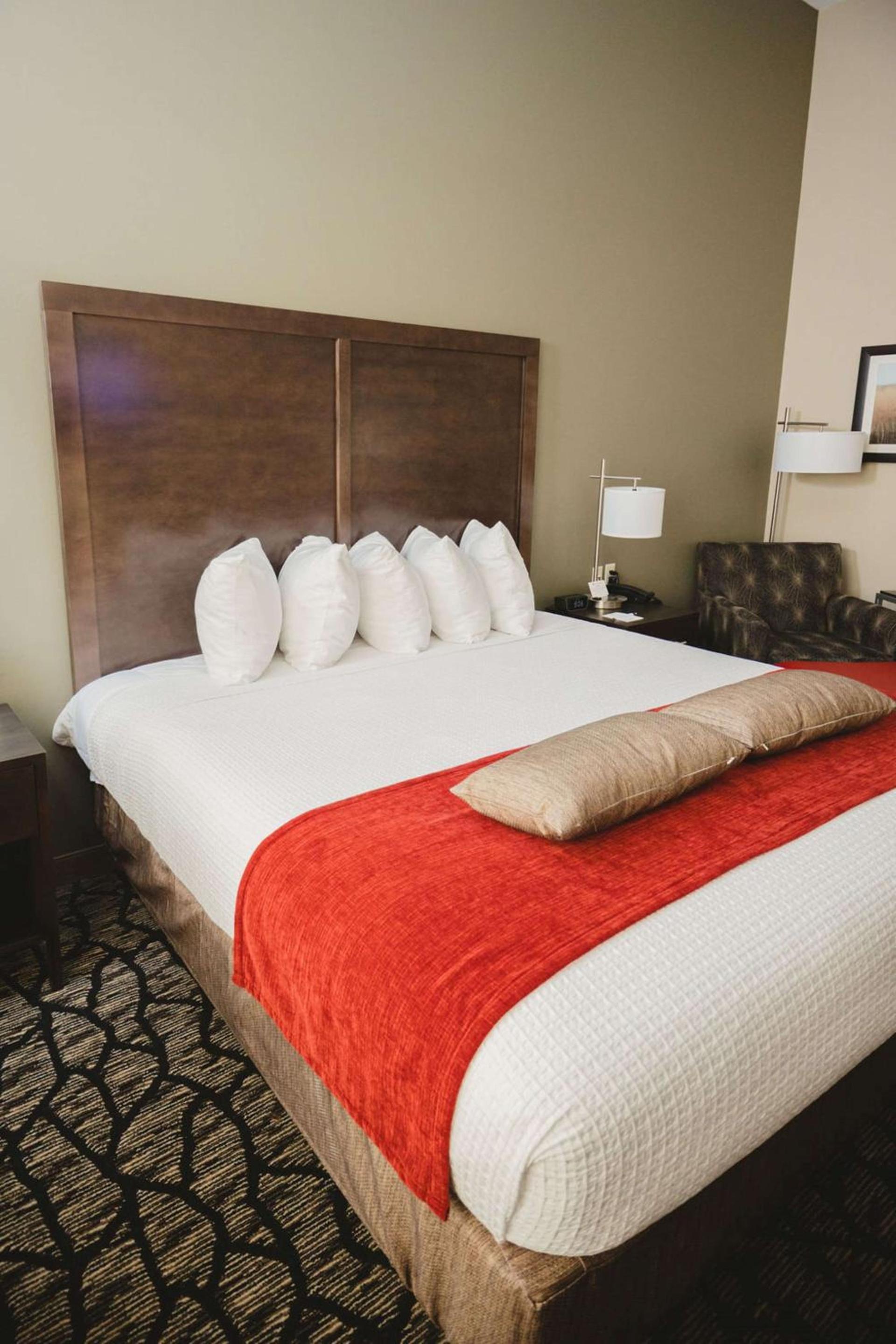 Best Western Plus Lakeview Hotel photo 25
