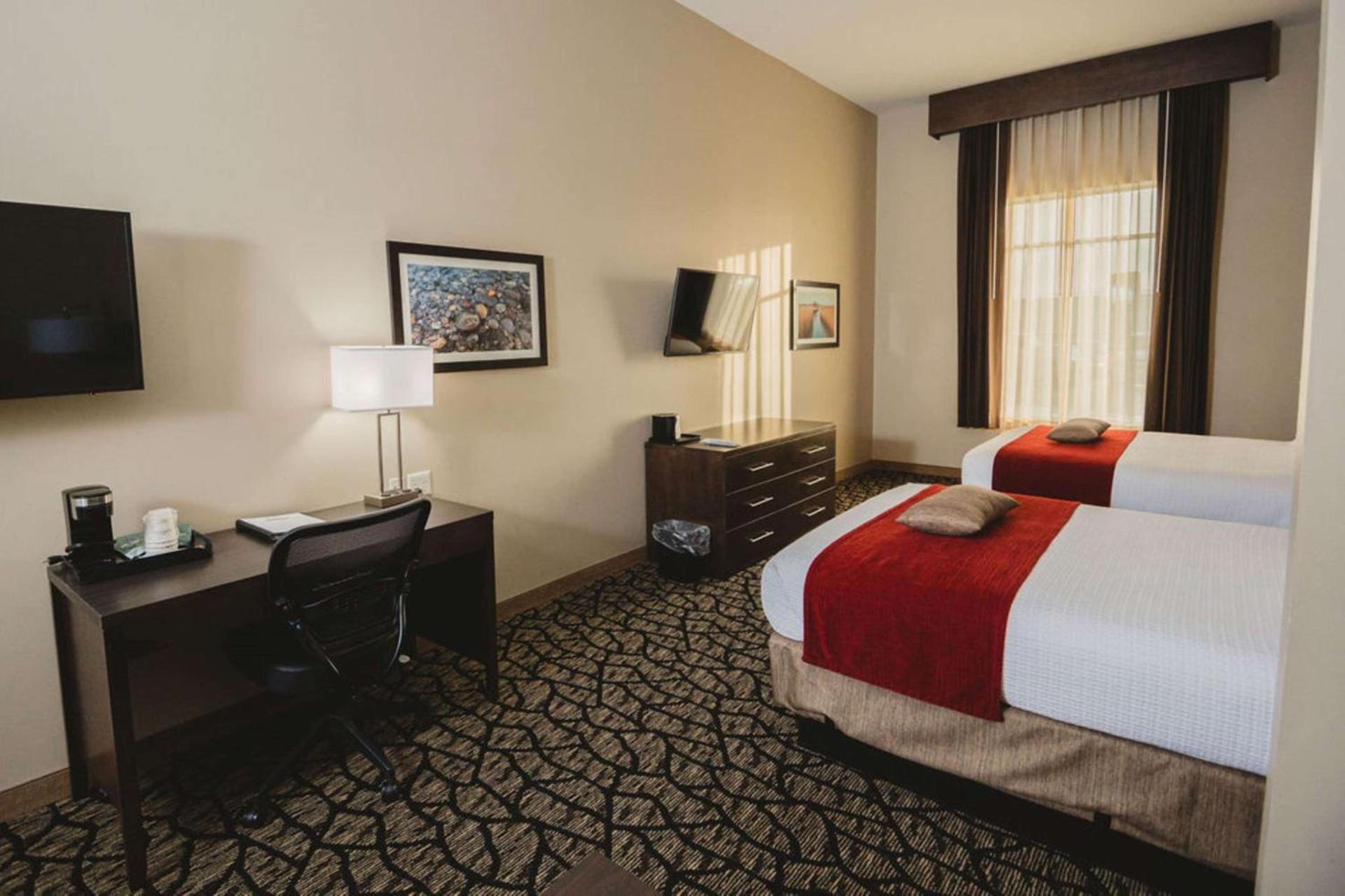 Best Western Plus Lakeview Hotel photo 17