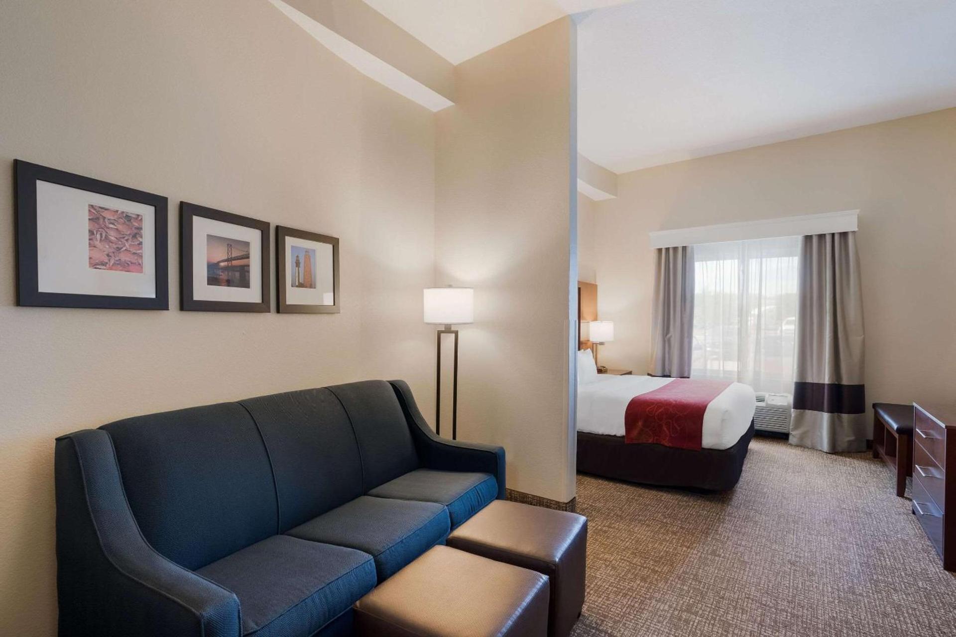 Comfort Suites Suffolk - Chesapeake photo 13