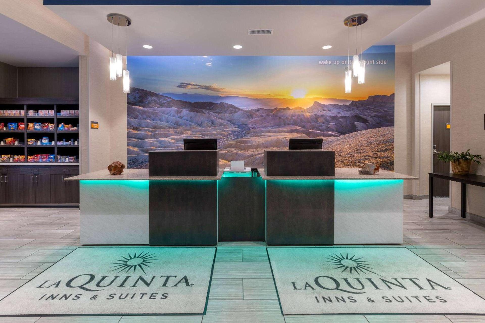 La Quinta Inn & Suites by Wyndham Holbrook Petrified Forest photo 11