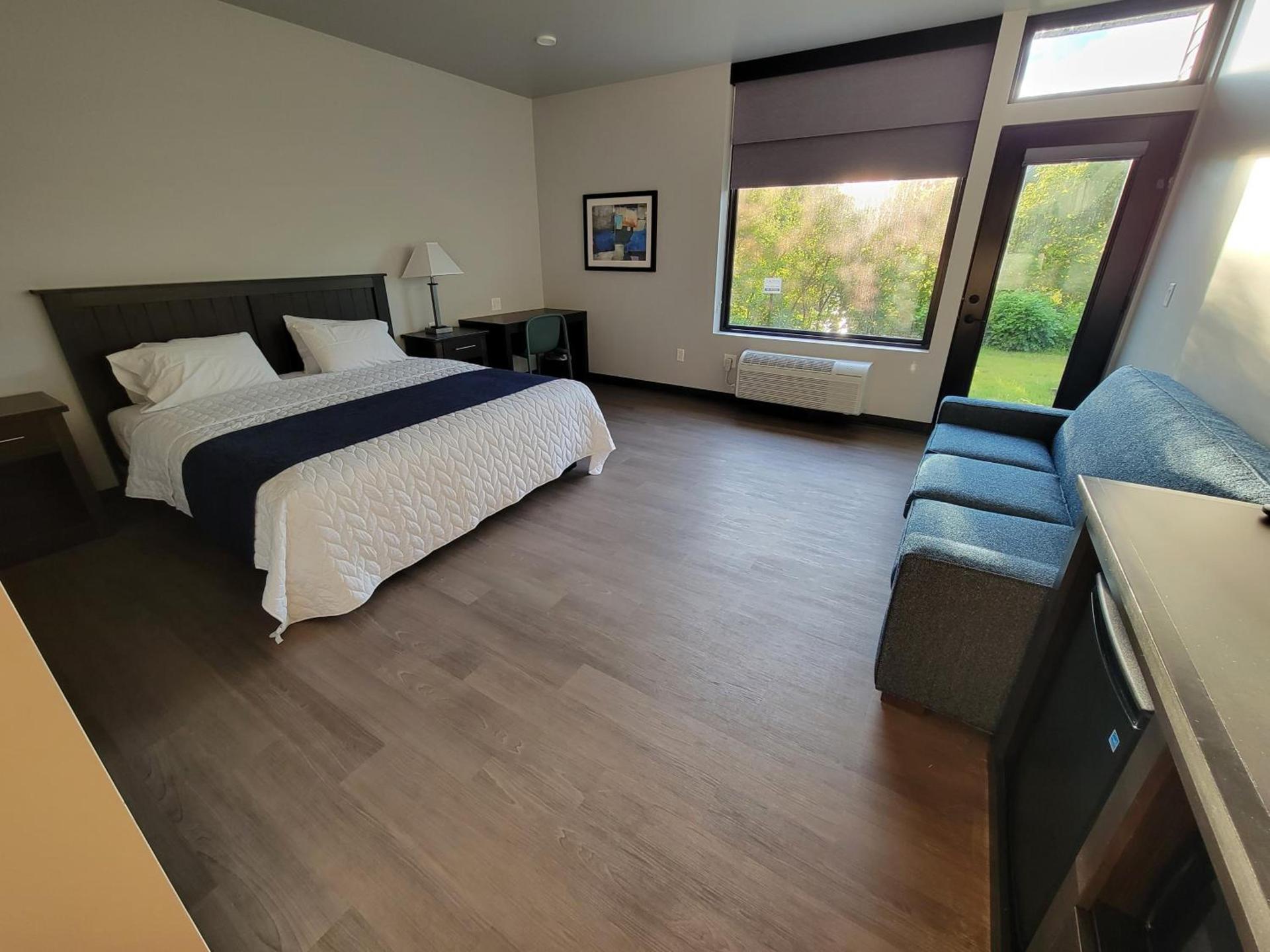 Watershed Hotel photo 14