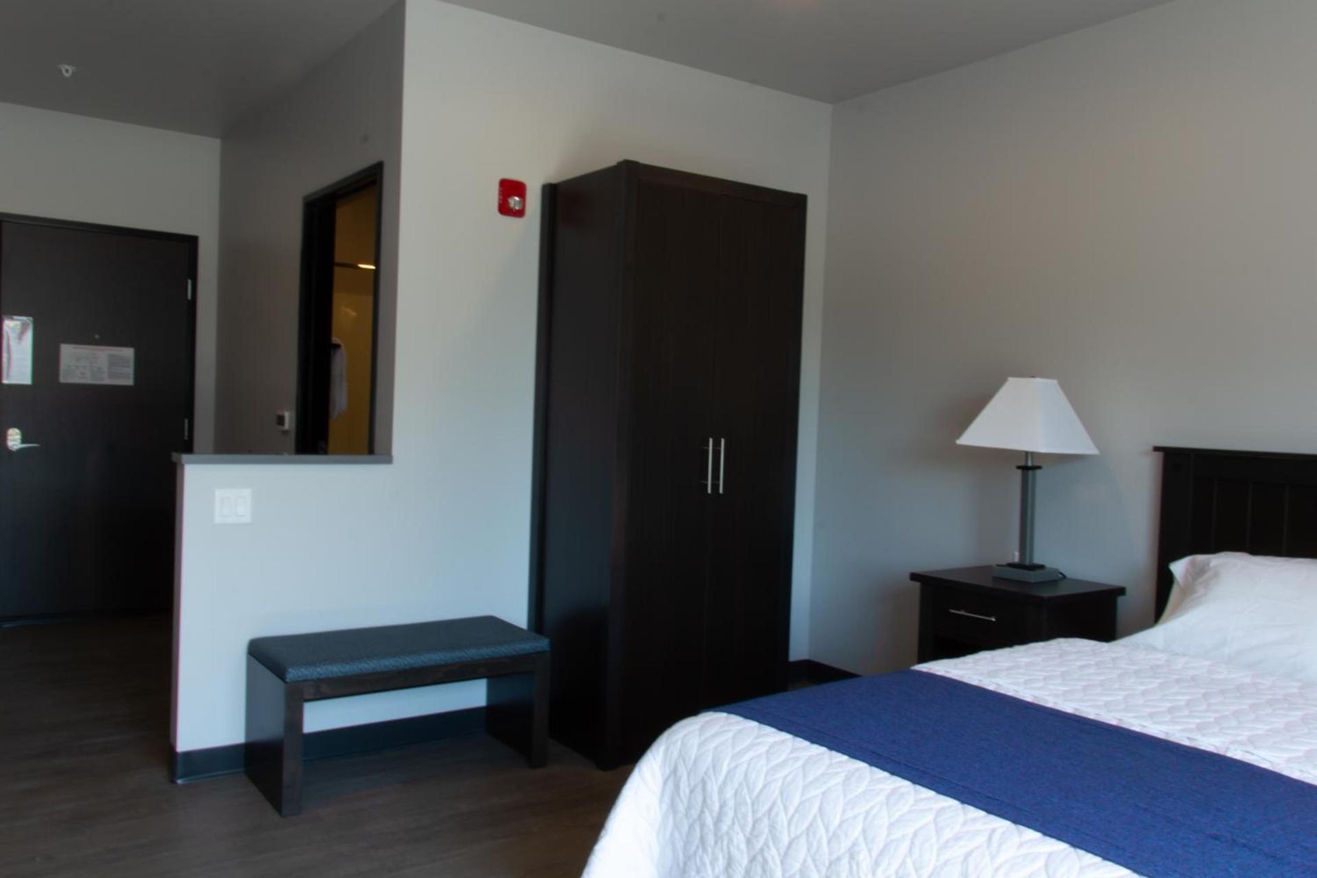 Watershed Hotel photo 22