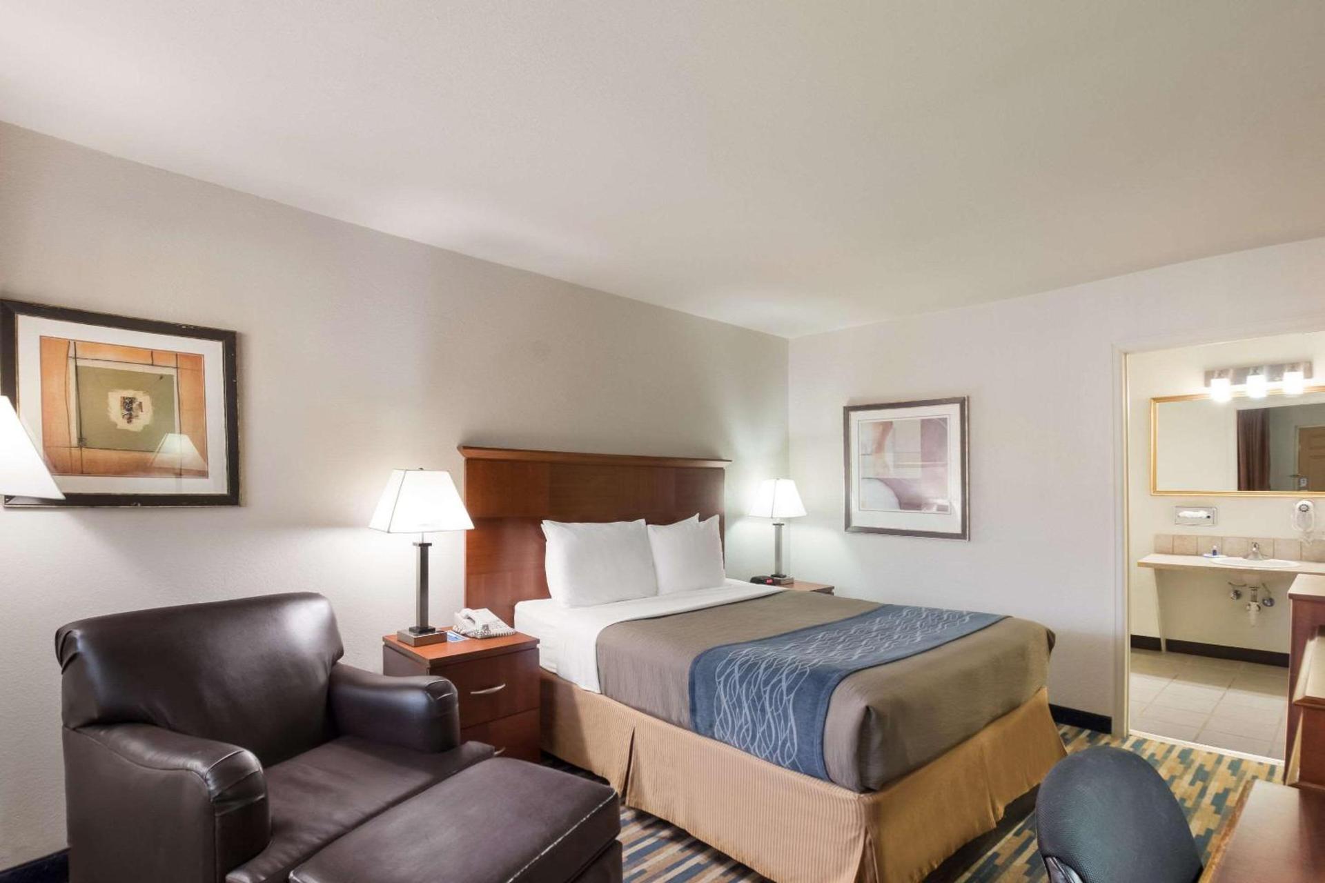 Rodeway Inn Fort Morgan photo 6