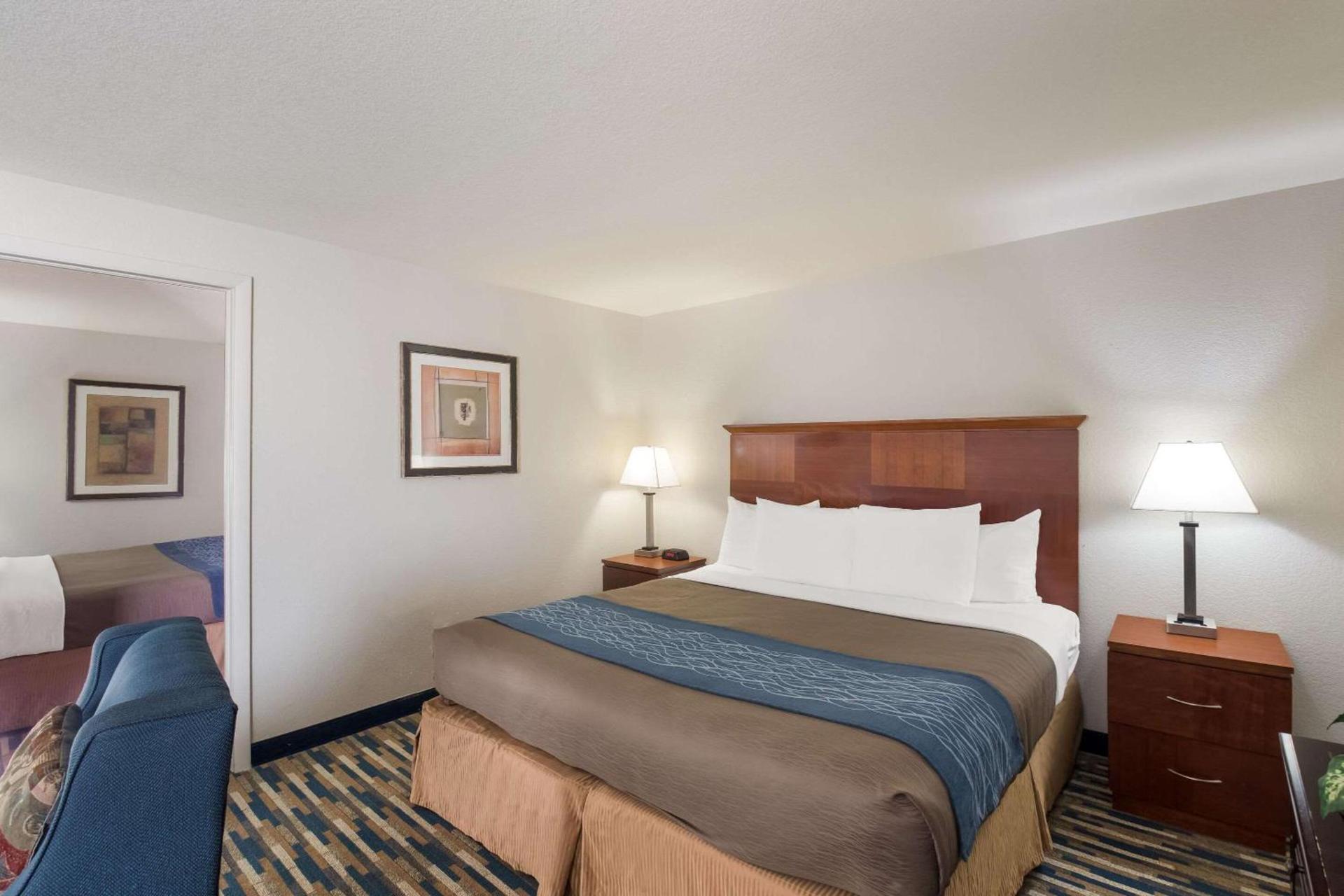 Rodeway Inn Fort Morgan photo 28